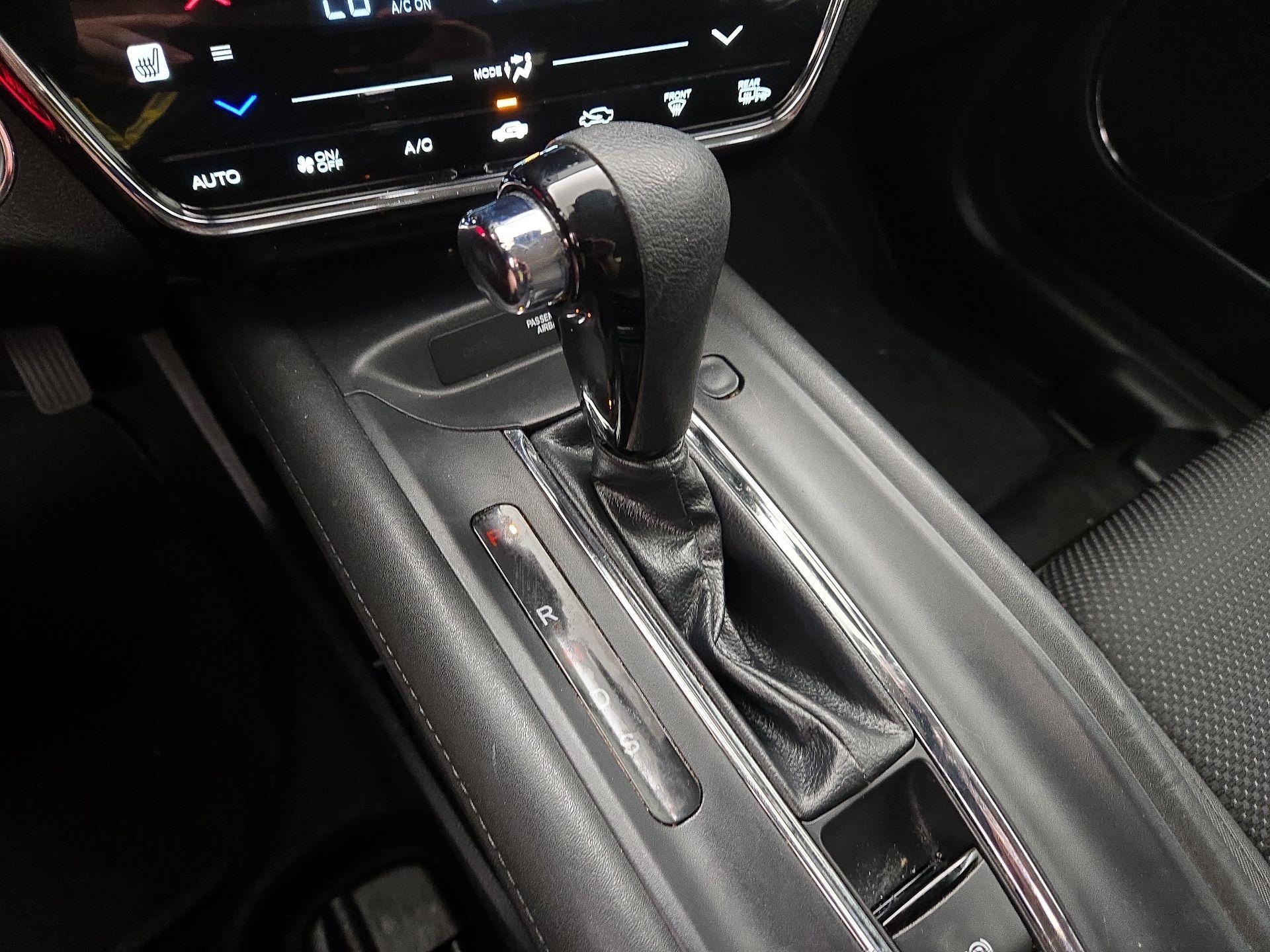 Thumbnail: 2021 Honda HR-V - 17