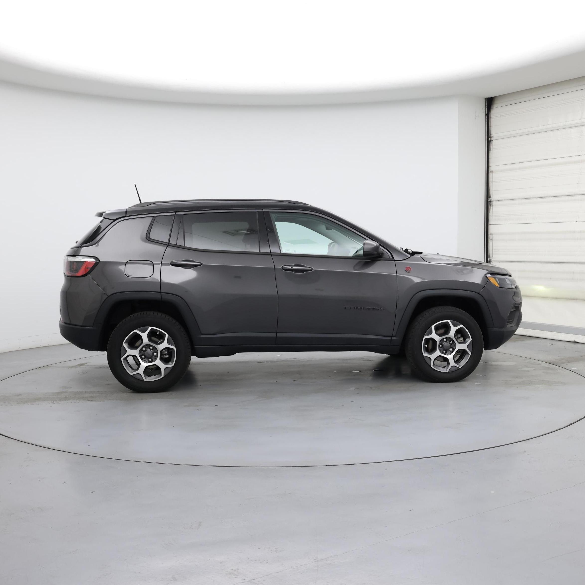 Thumbnail: 2022 Jeep Compass - 7