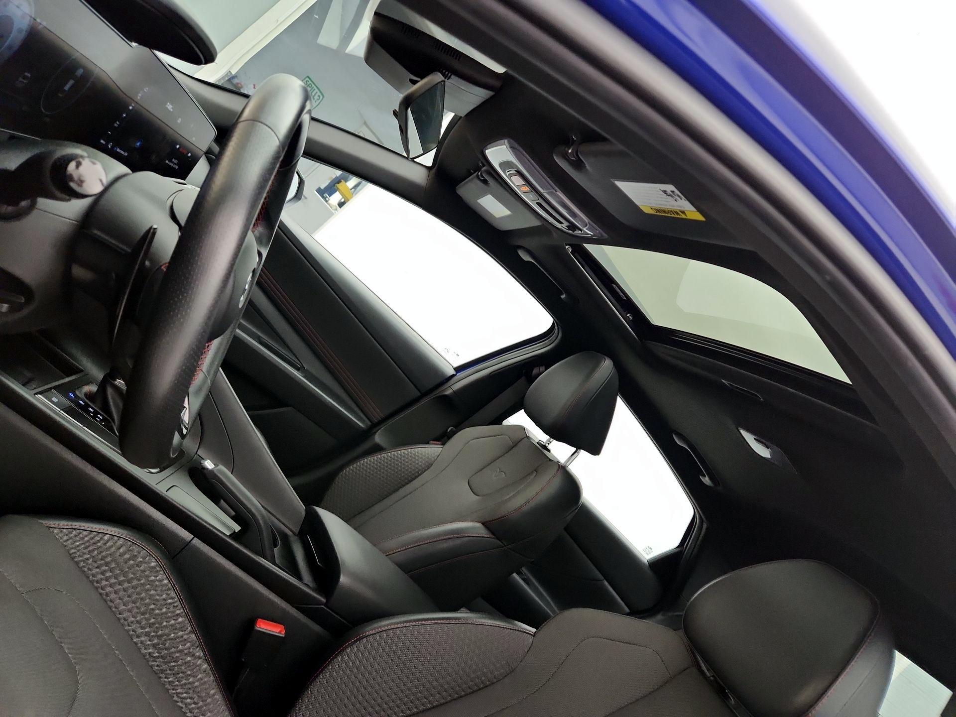 Thumbnail: 2023 Hyundai Elantra - 11
