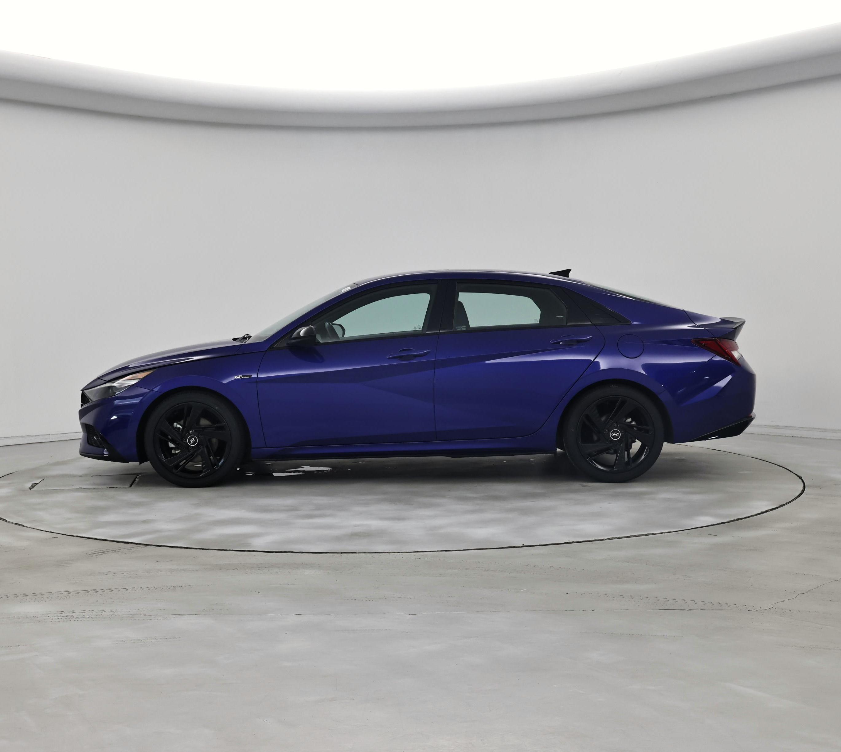 Thumbnail: 2023 Hyundai Elantra - 3