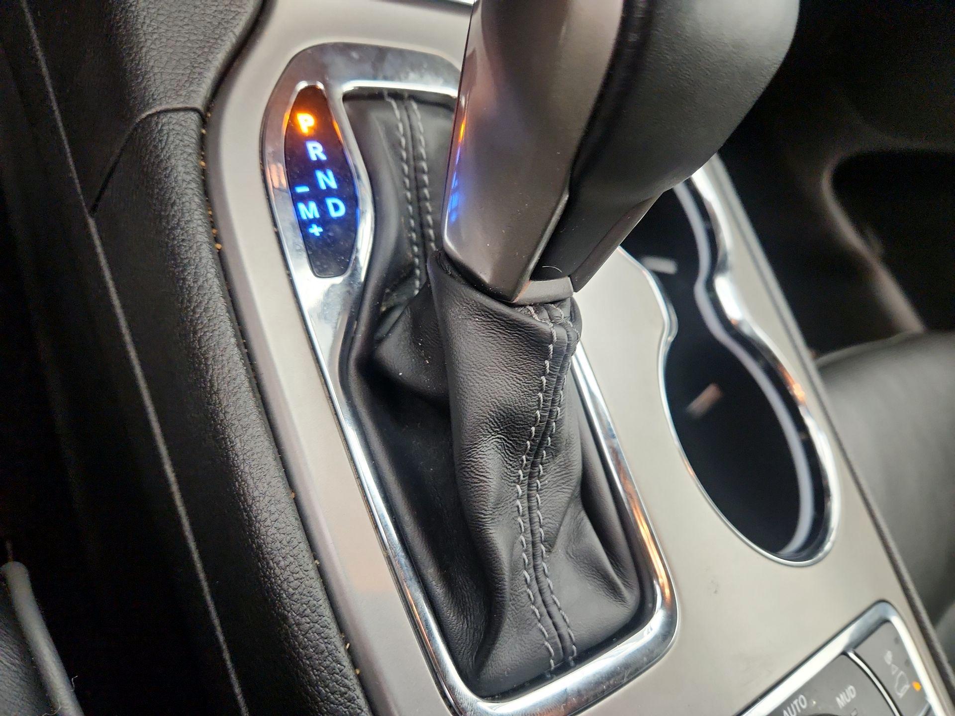 Thumbnail: 2021 Jeep Grand Cherokee - 18