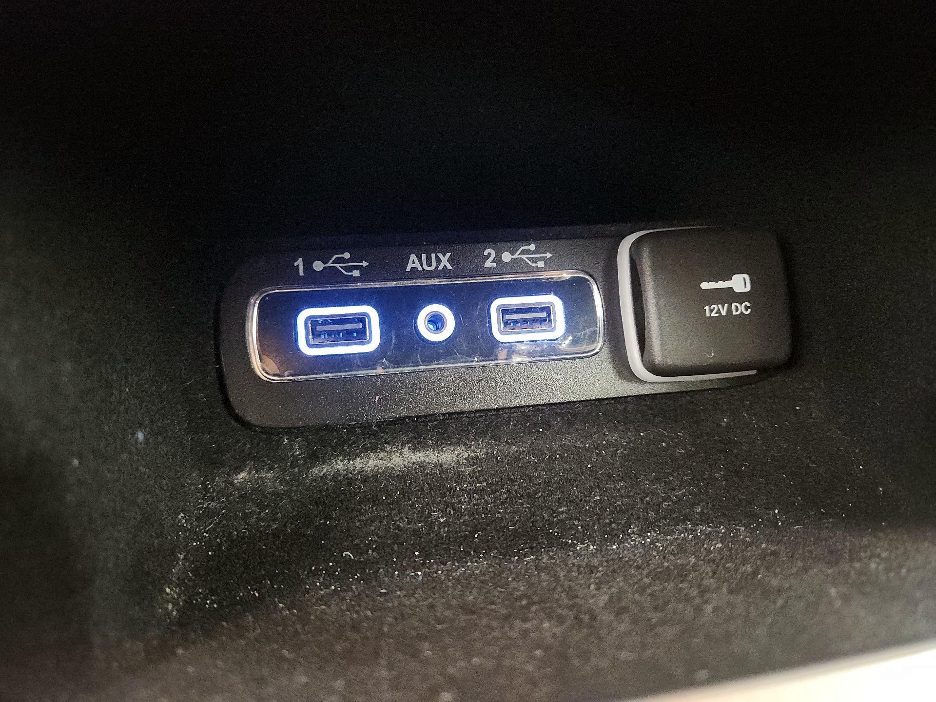 Thumbnail: 2021 Jeep Grand Cherokee - 19