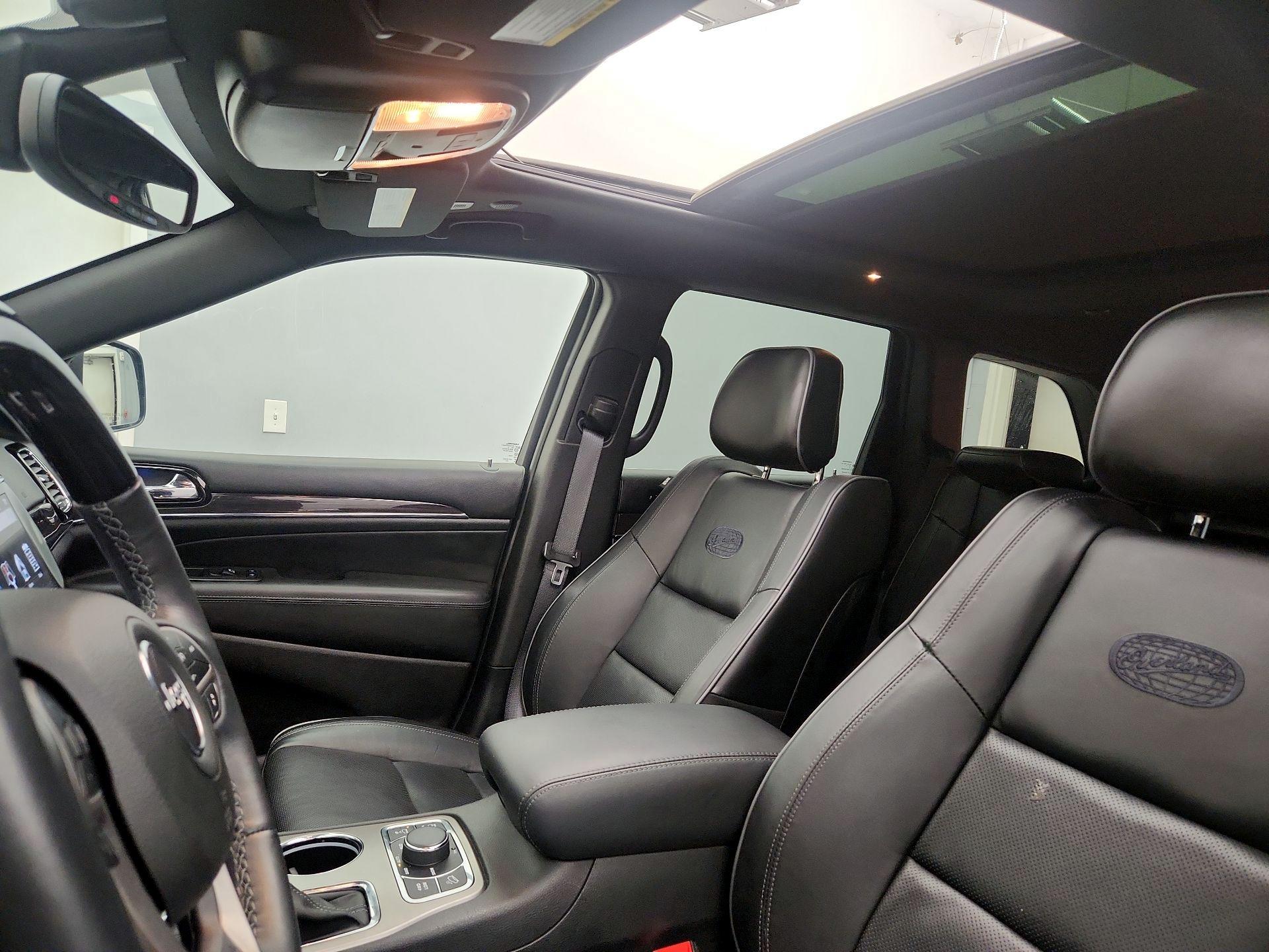 Thumbnail: 2021 Jeep Grand Cherokee - 20