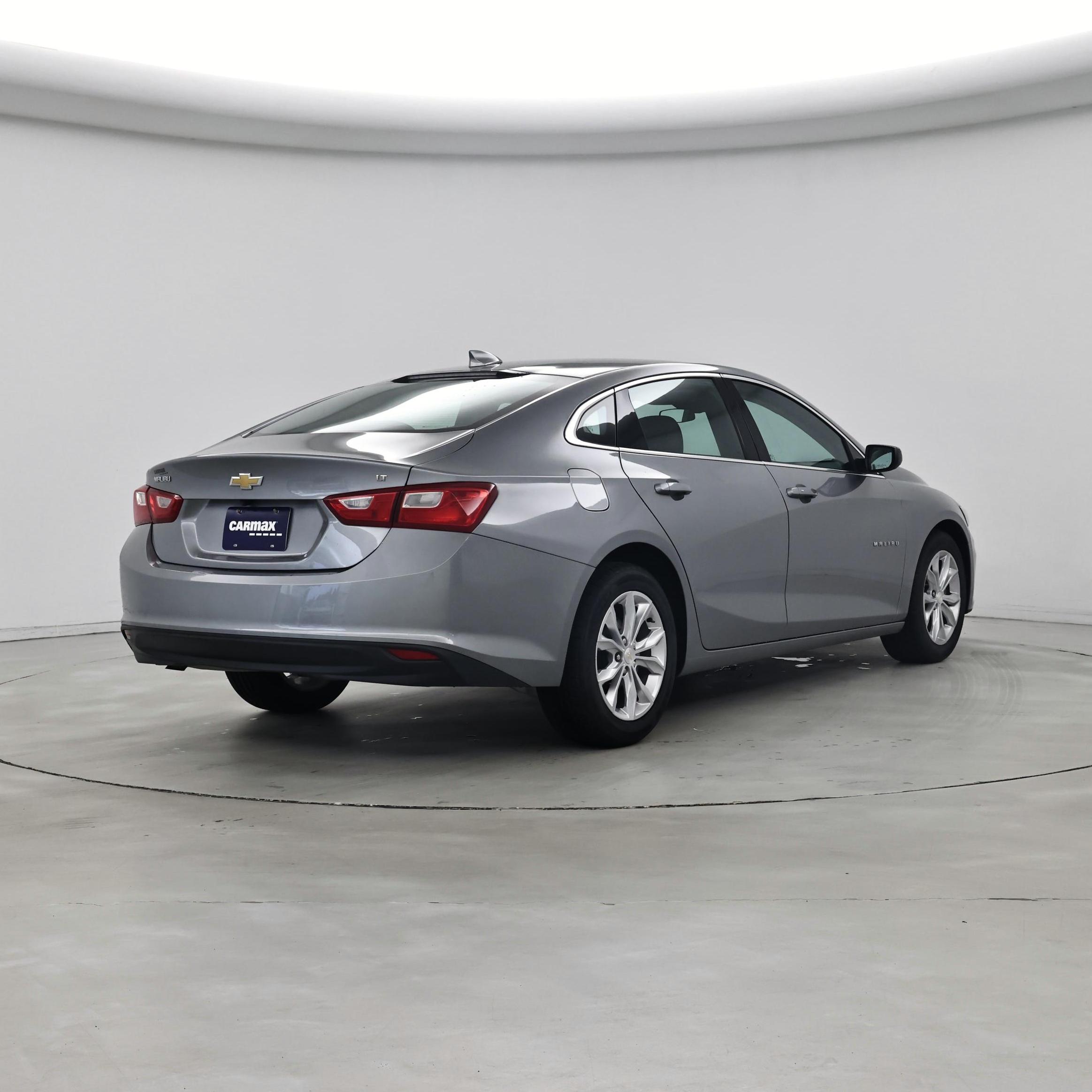 Thumbnail: 2023 Chevrolet Malibu - 8