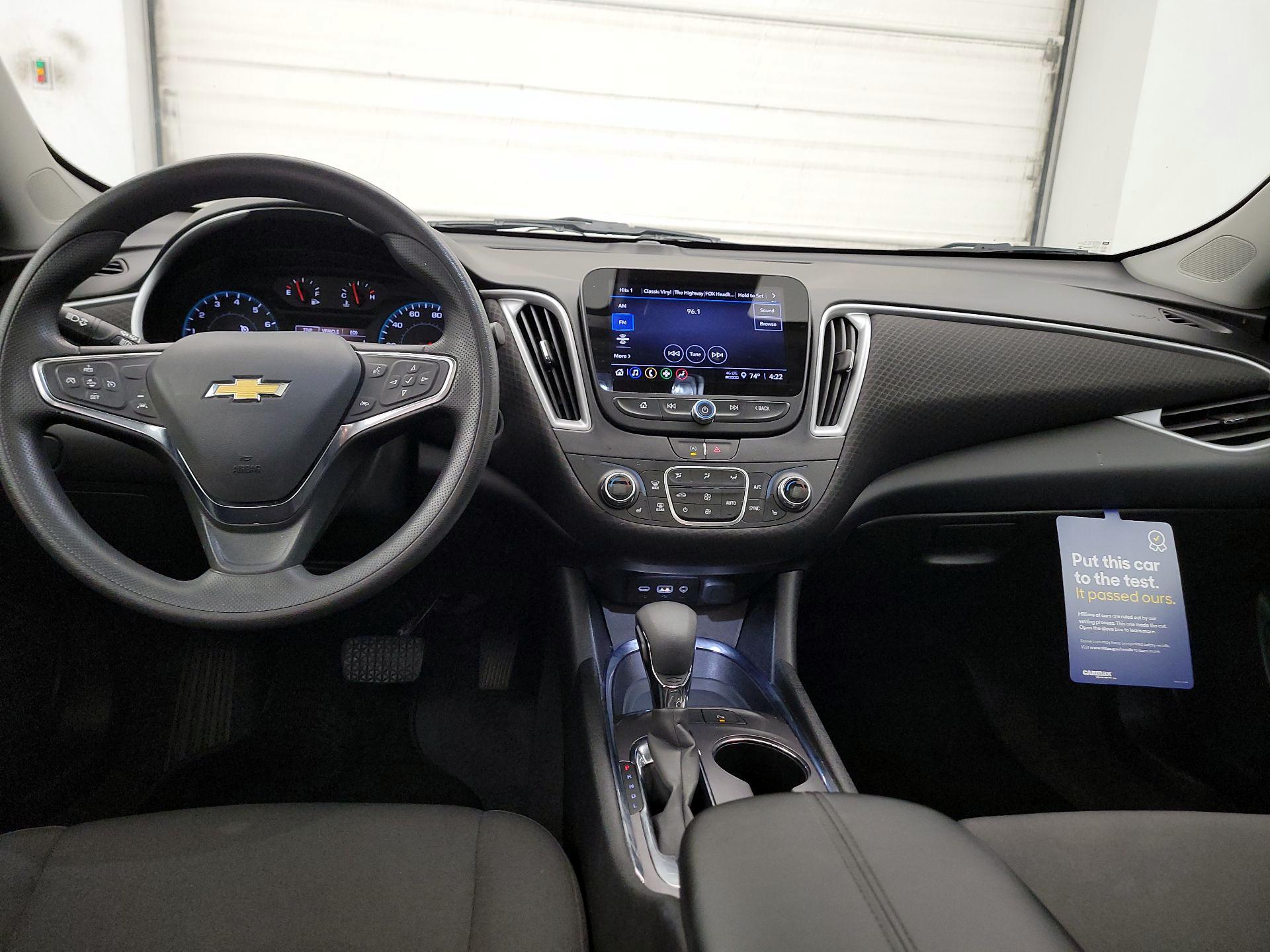 Thumbnail: 2024 Chevrolet Malibu - 9