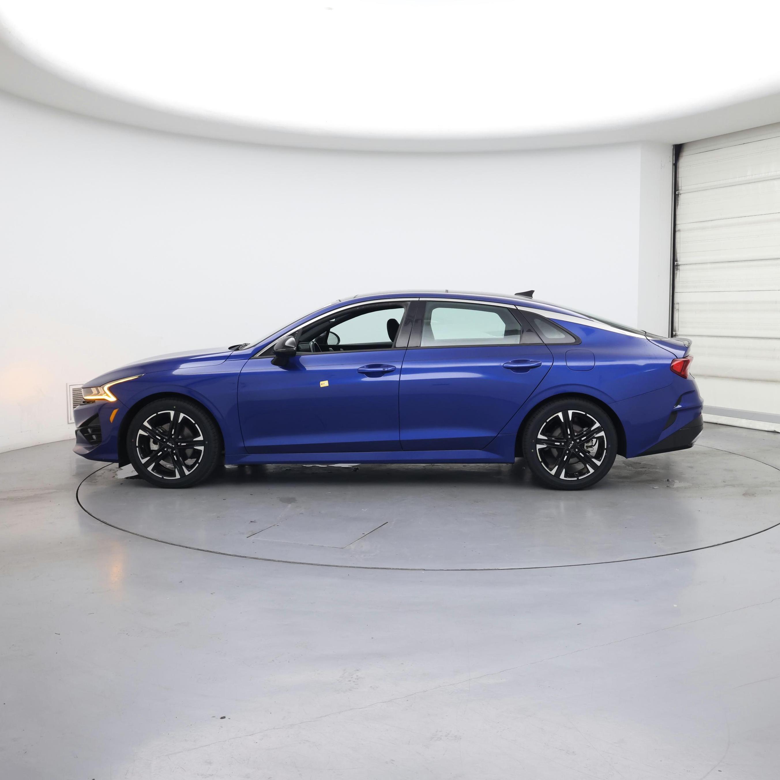 Thumbnail: 2022 Kia K5 - 3