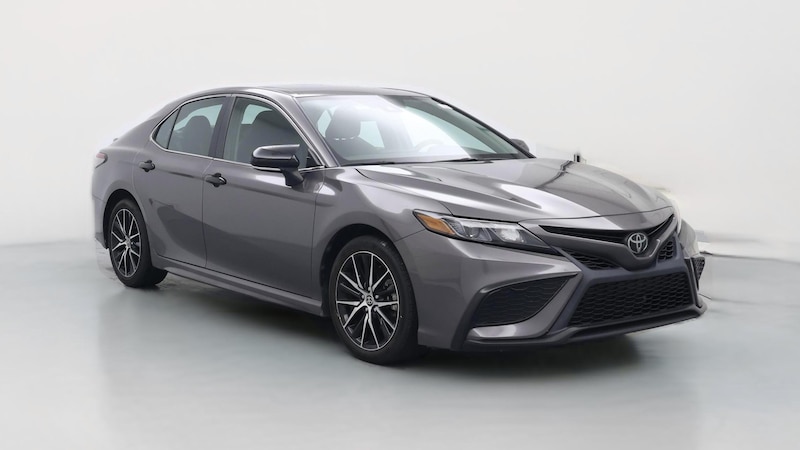 2023 Toyota Camry SE Hero Image