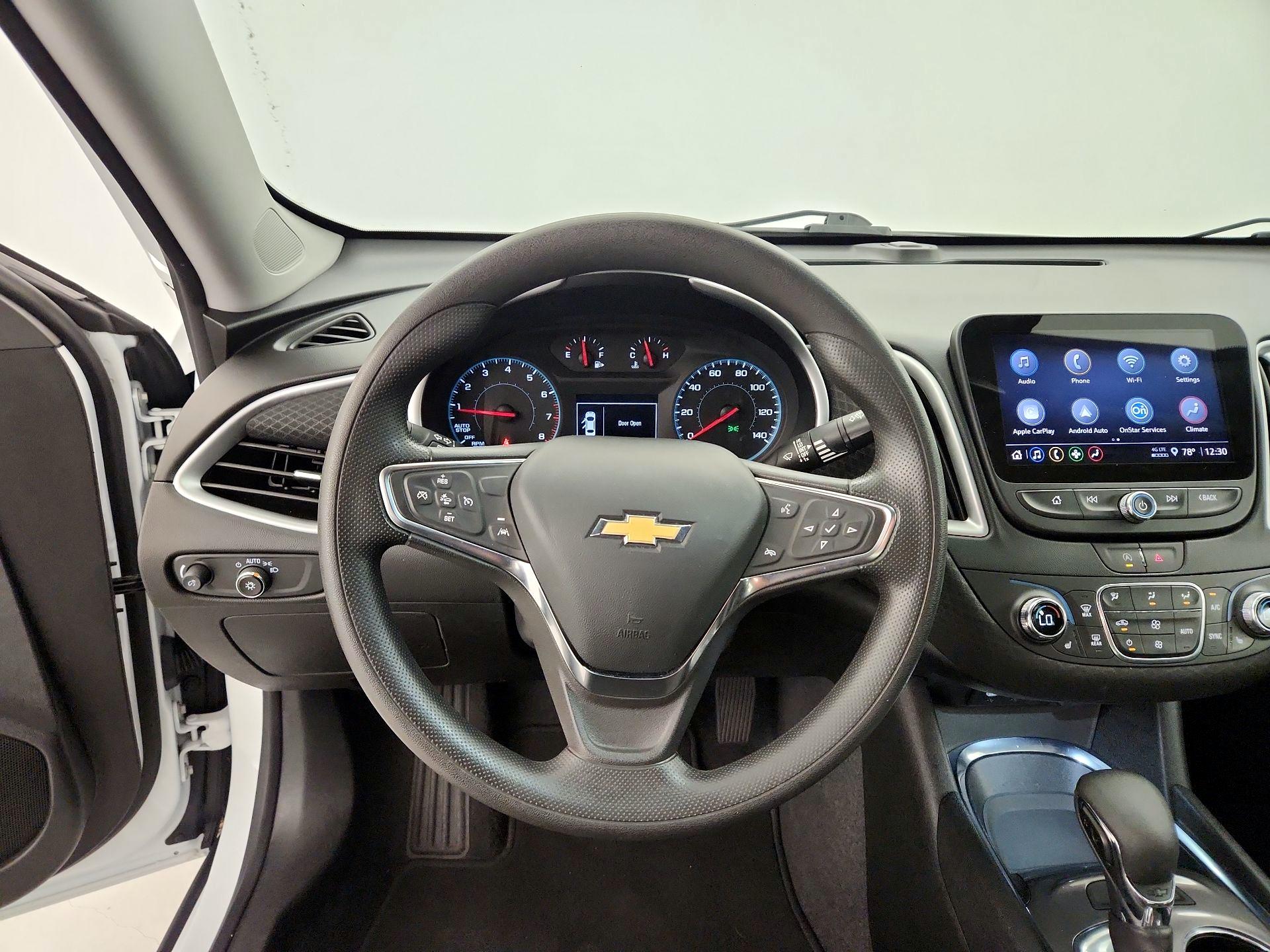 Thumbnail: 2023 Chevrolet Malibu - 10
