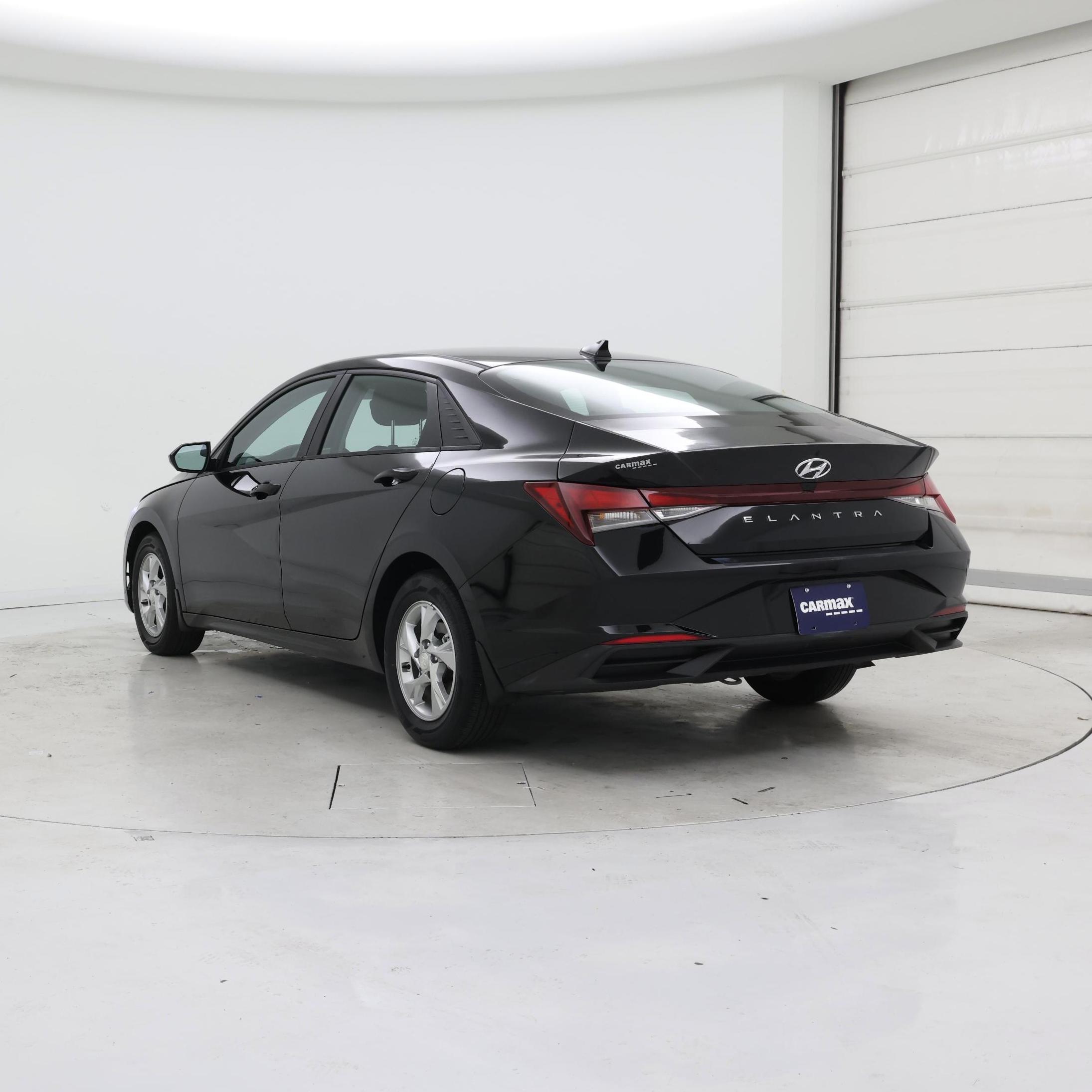 Thumbnail: 2023 Hyundai Elantra - 2