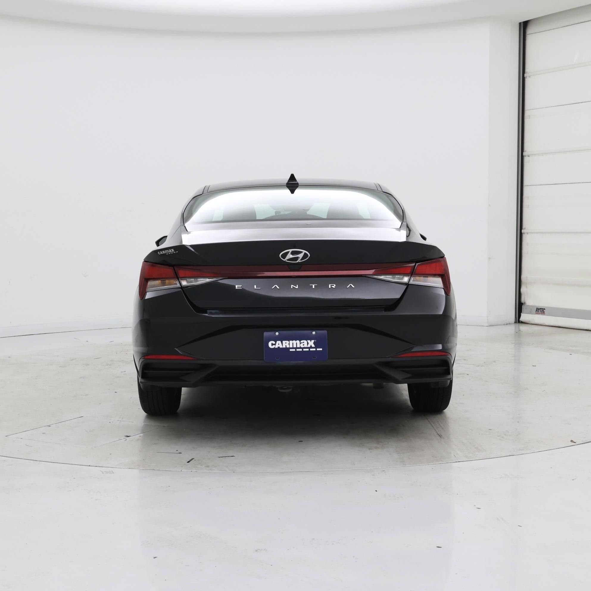Thumbnail: 2023 Hyundai Elantra - 6