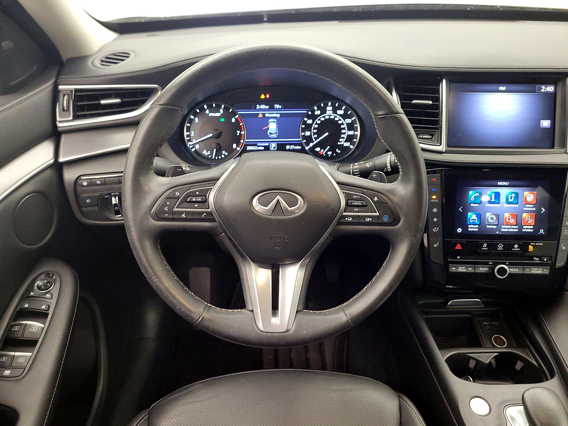 Thumbnail: 2022 INFINITI QX50 - 10