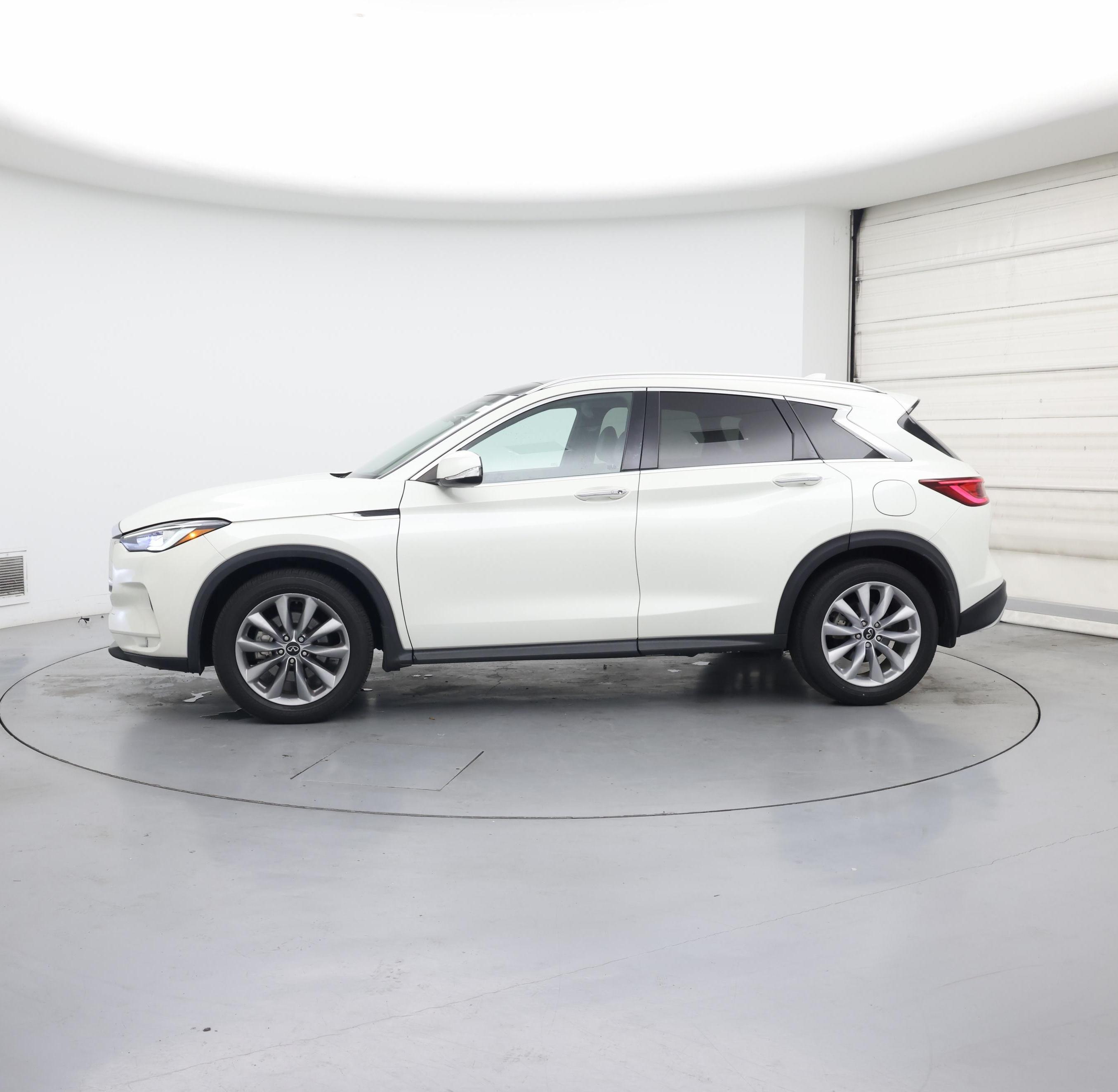 Thumbnail: 2022 INFINITI QX50 - 3