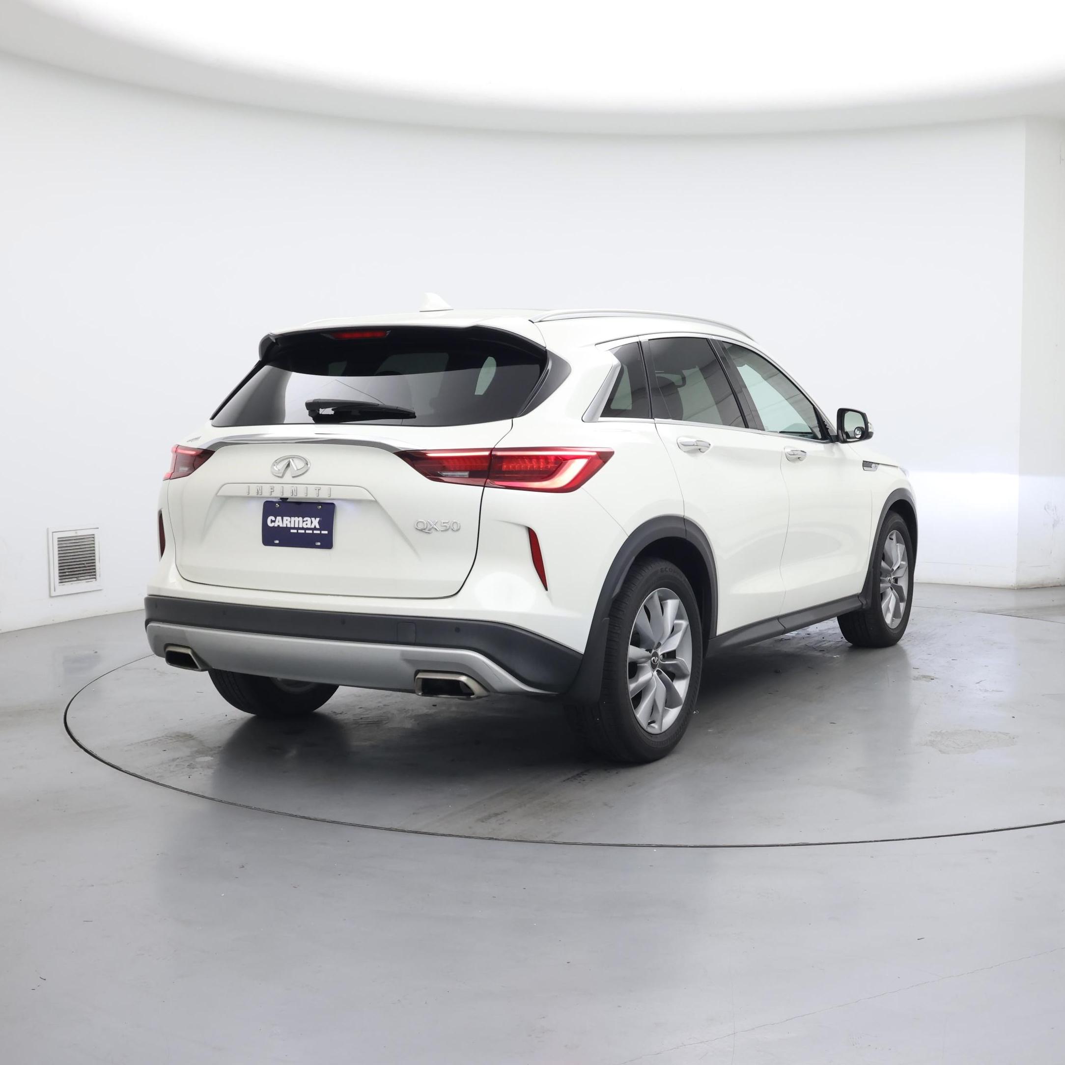 Thumbnail: 2022 INFINITI QX50 - 8