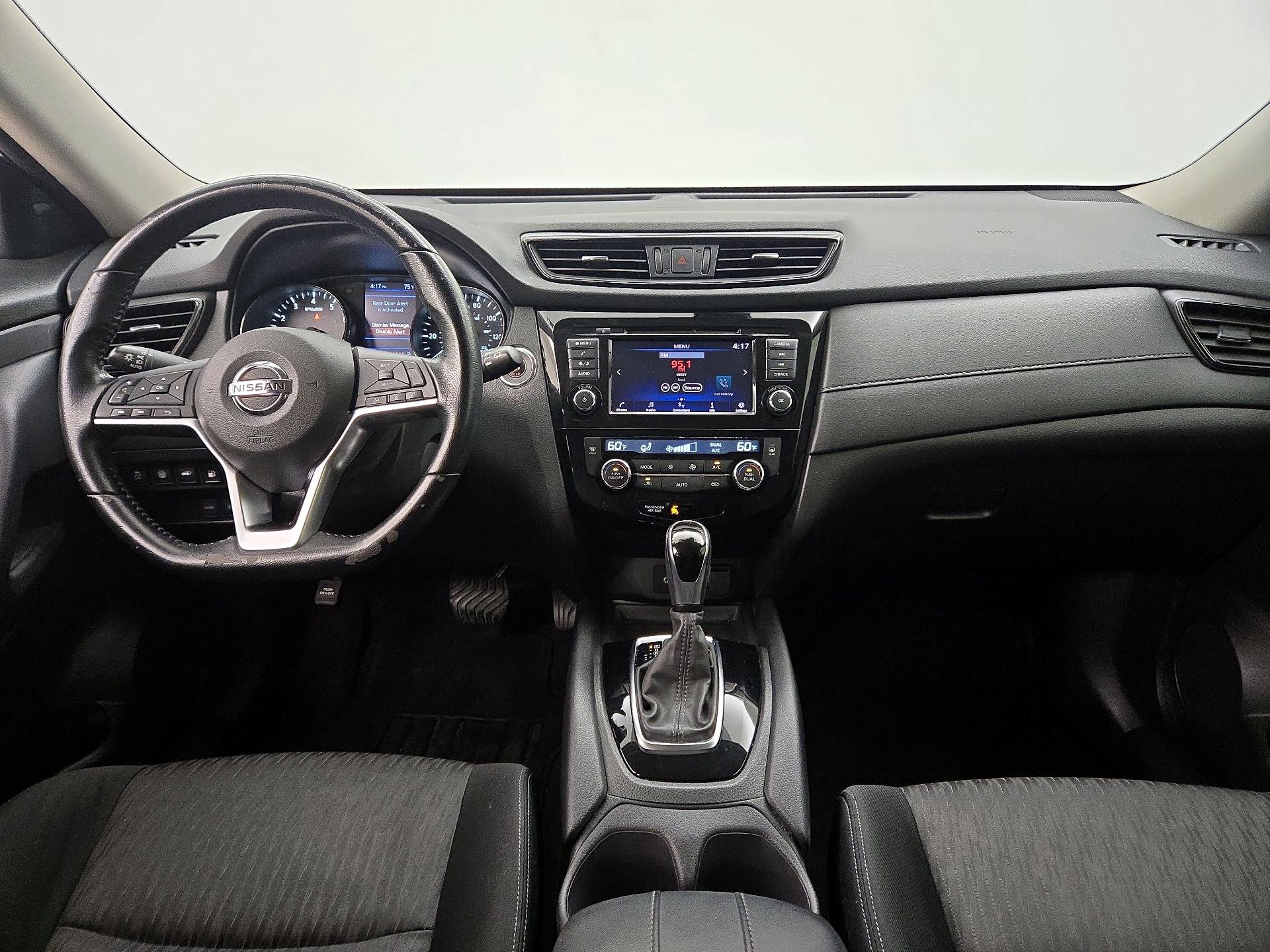Thumbnail: 2020 Nissan Rogue - 9