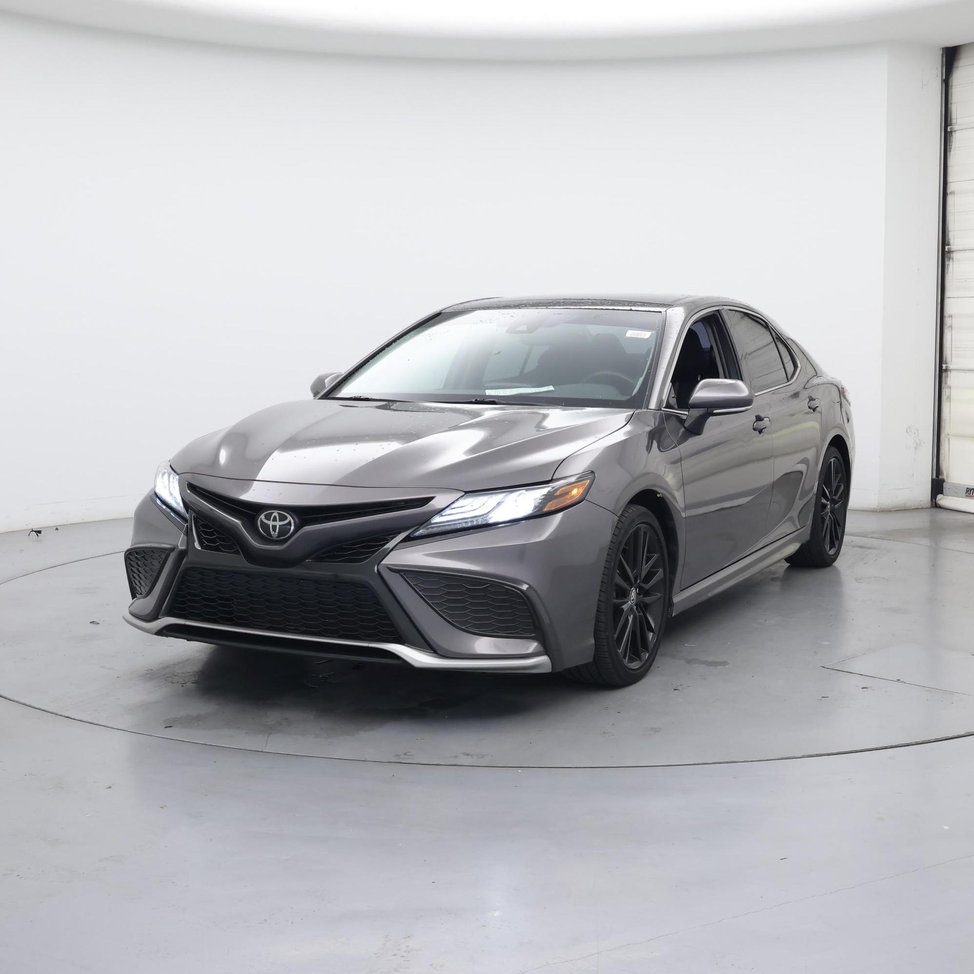 Thumbnail: 2022 Toyota Camry - 4