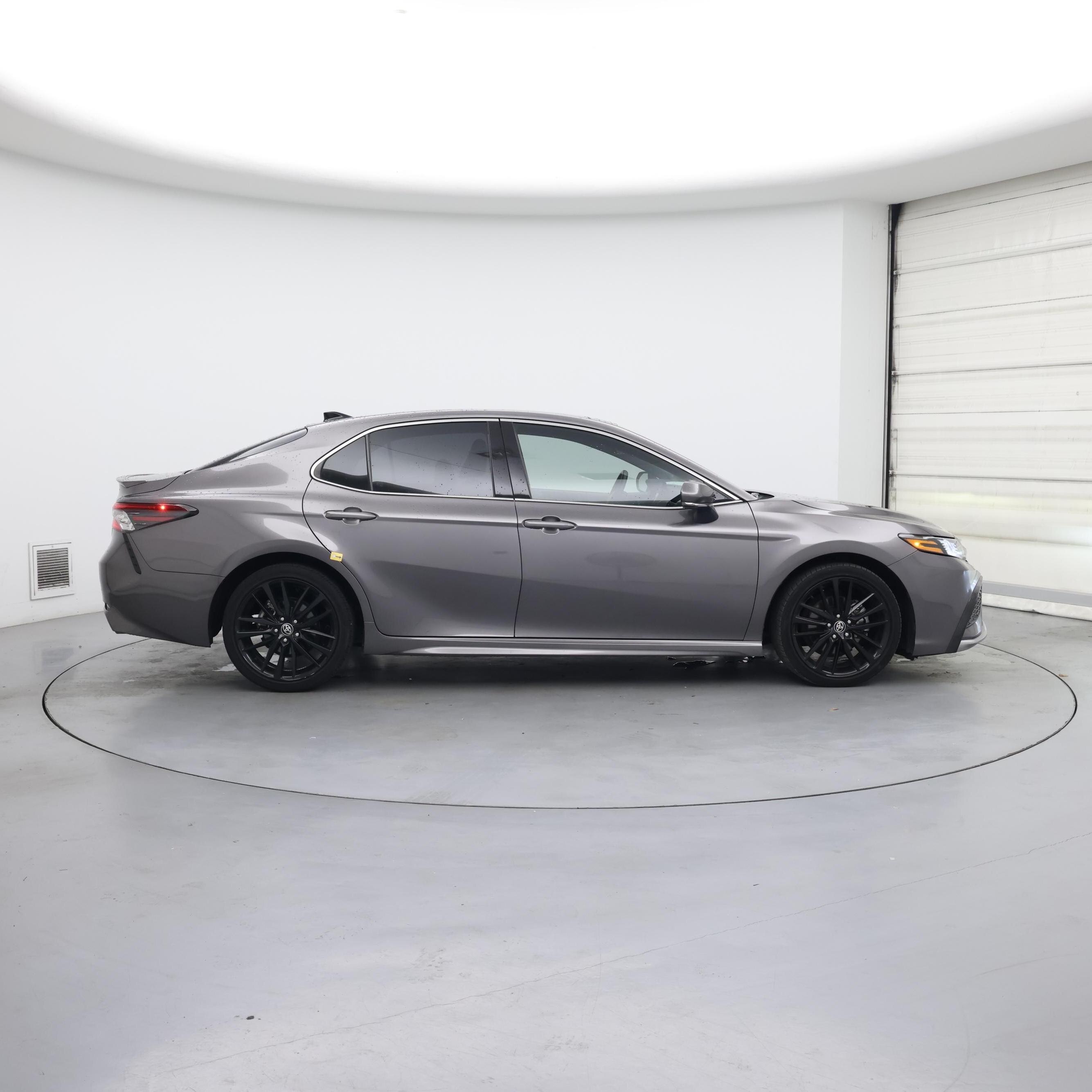 Thumbnail: 2022 Toyota Camry - 7