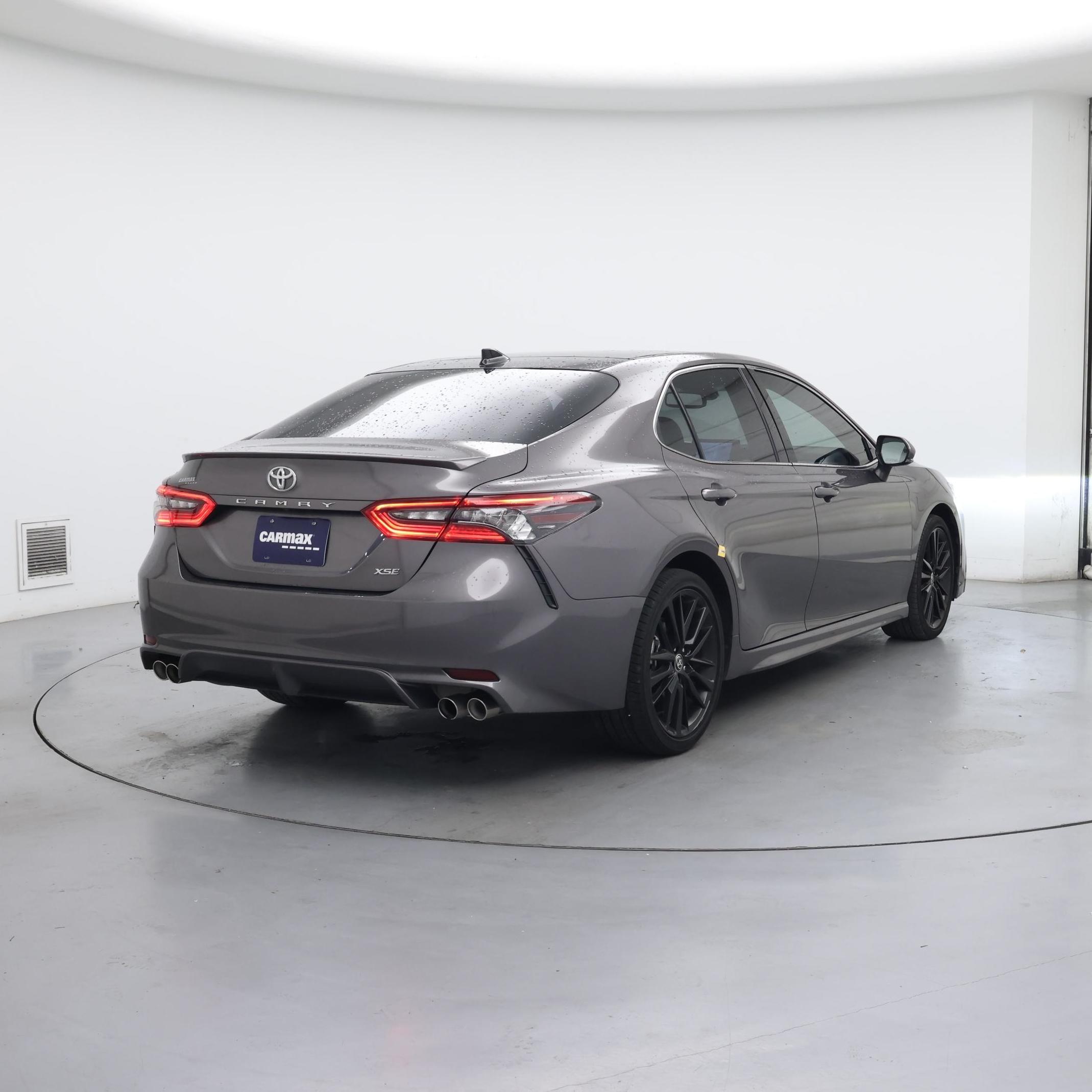 Thumbnail: 2022 Toyota Camry - 8