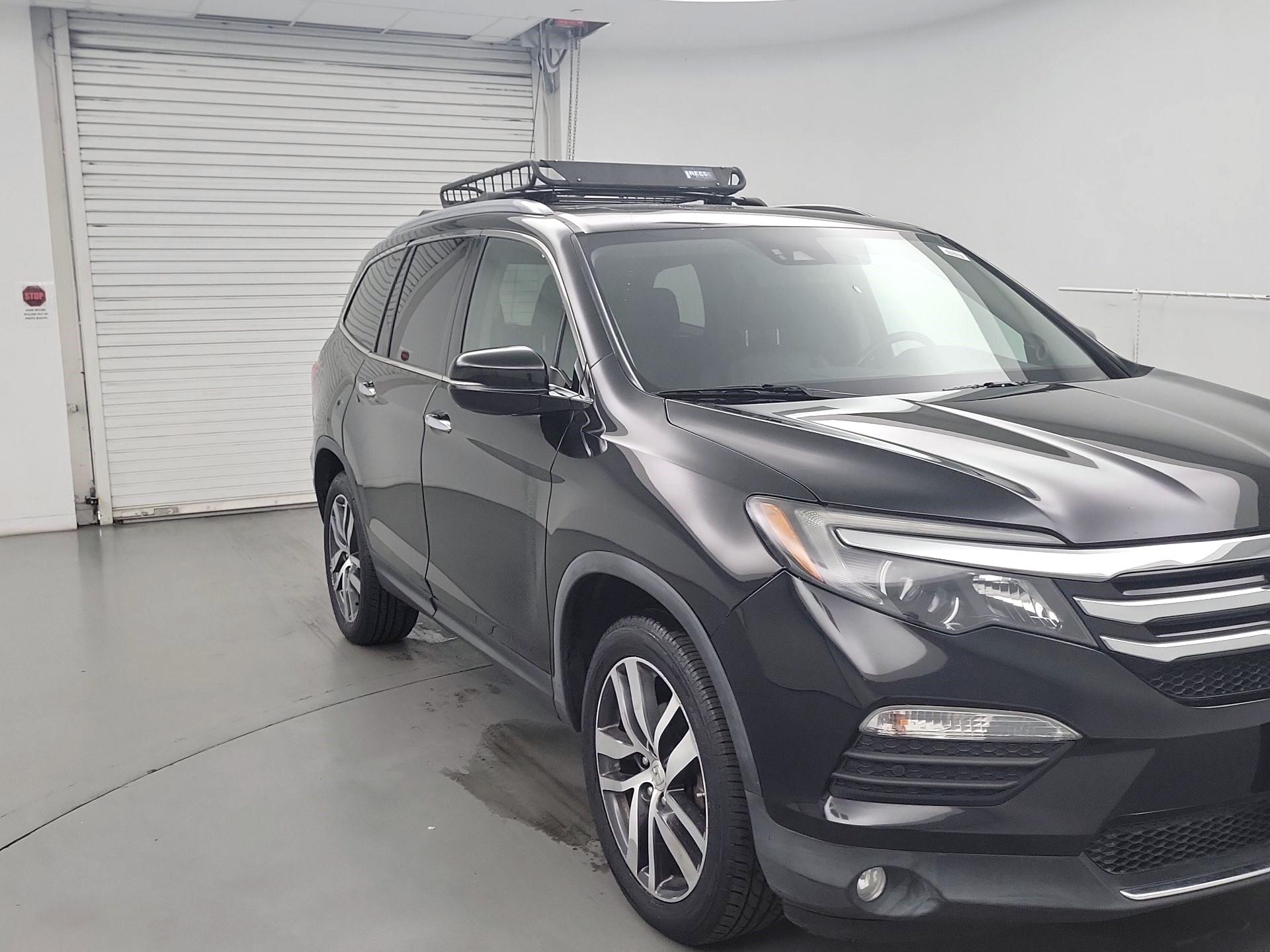 Thumbnail: 2017 Honda Pilot - 1