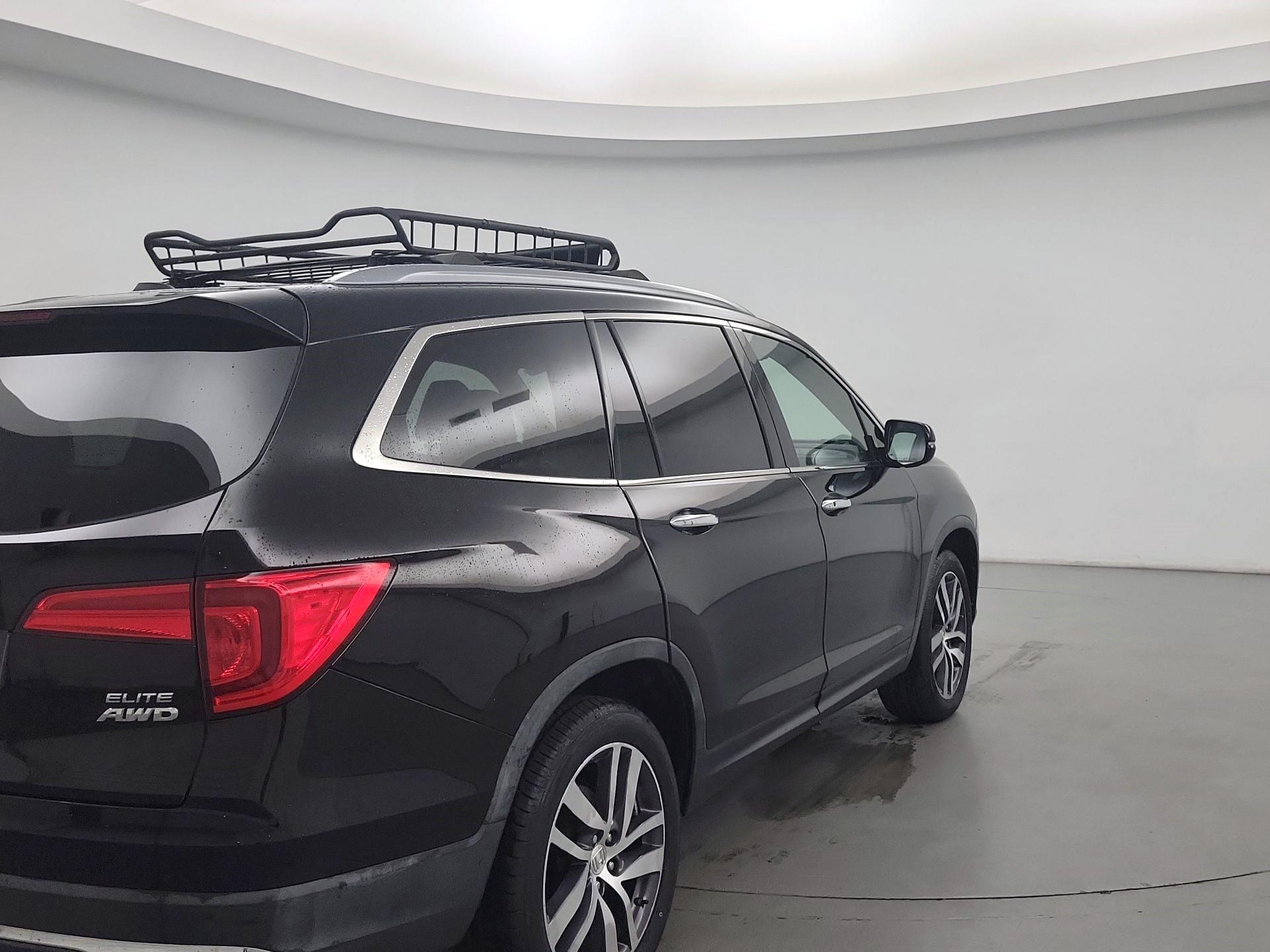 Thumbnail: 2017 Honda Pilot - 5
