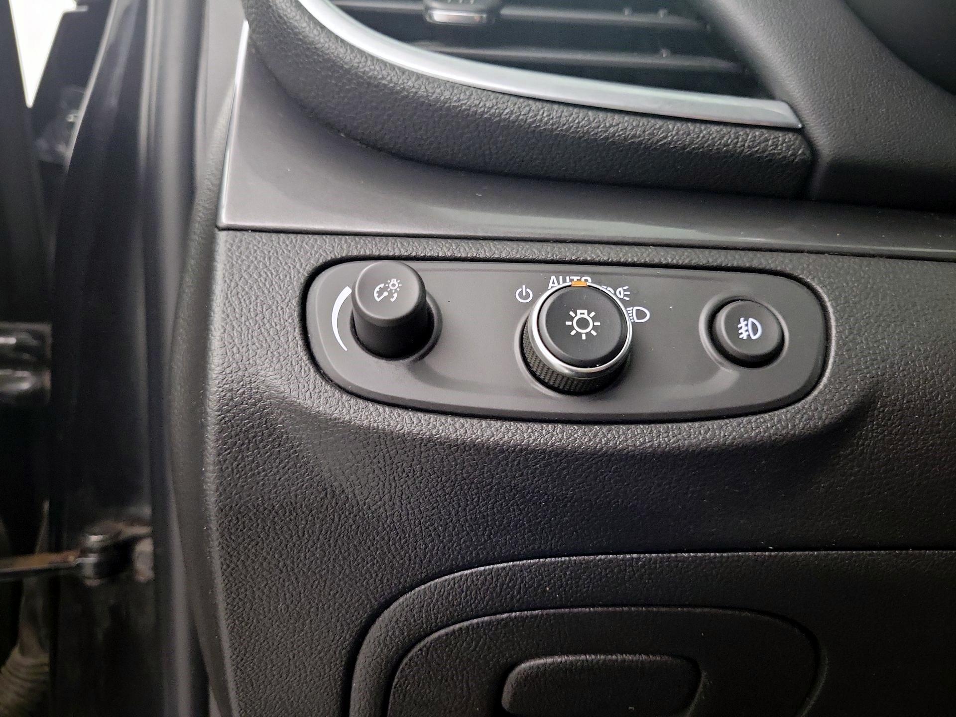 Thumbnail: 2018 Buick Encore - 11