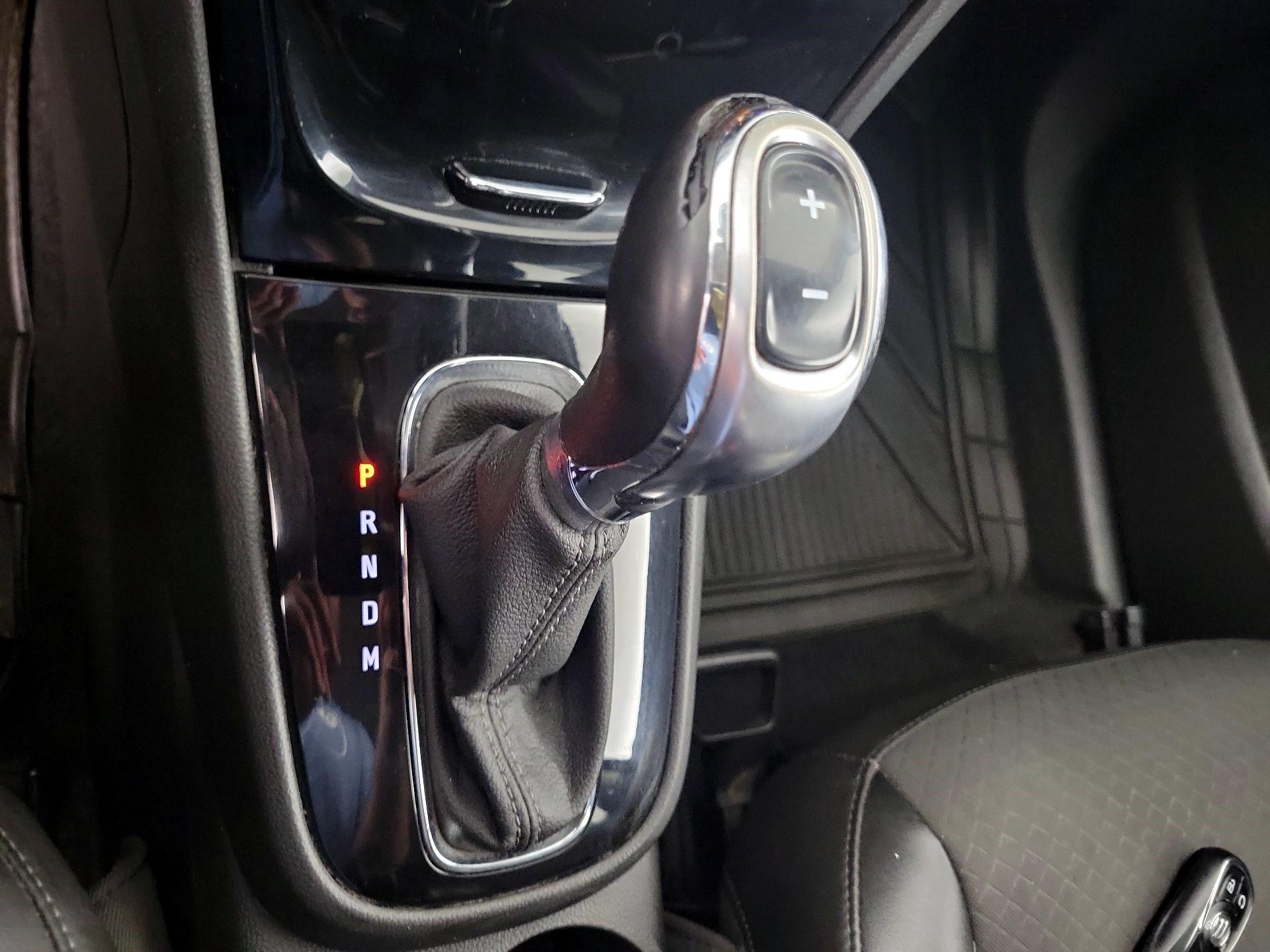 Thumbnail: 2018 Buick Encore - 15