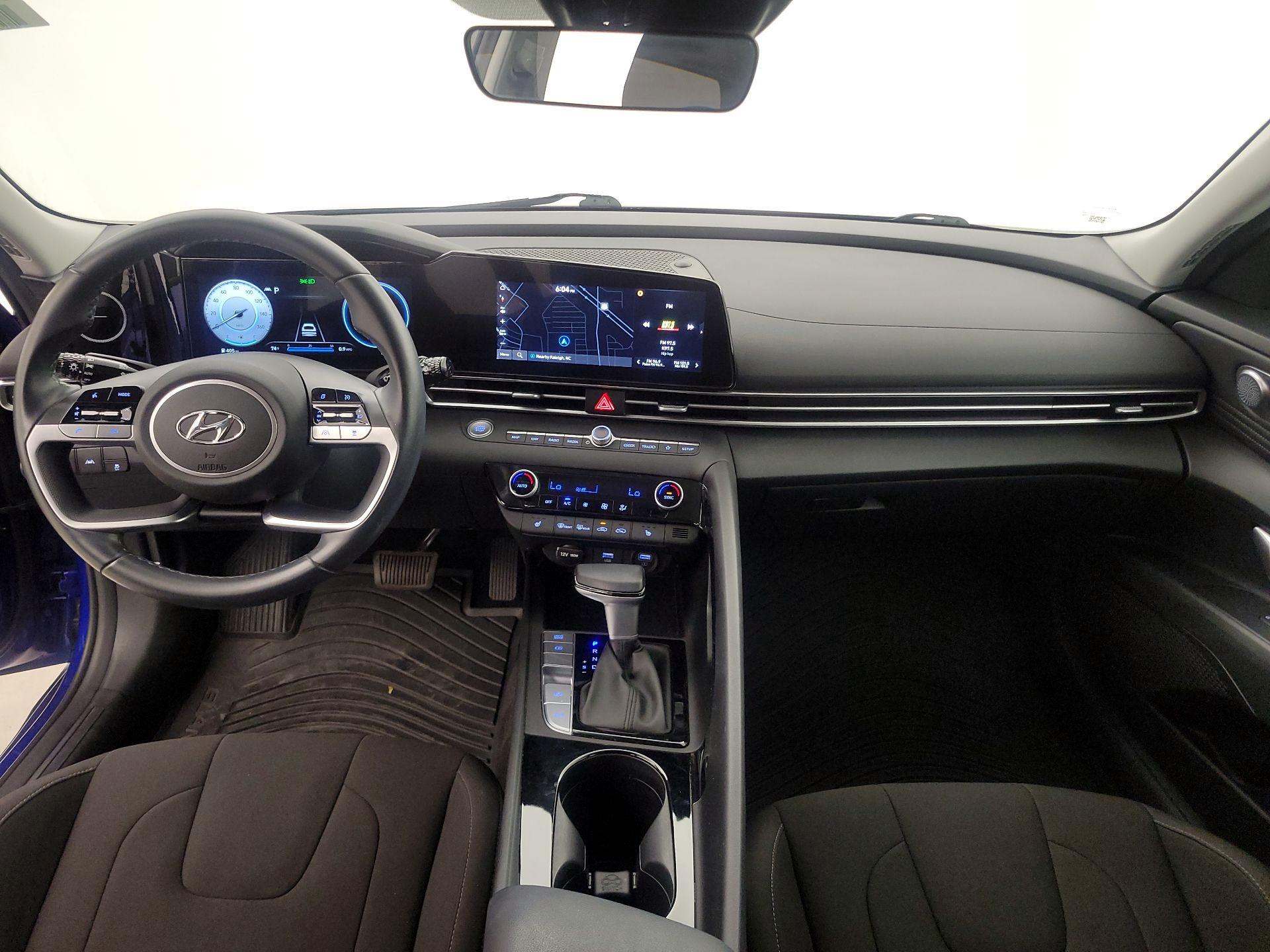Thumbnail: 2023 Hyundai Elantra - 9