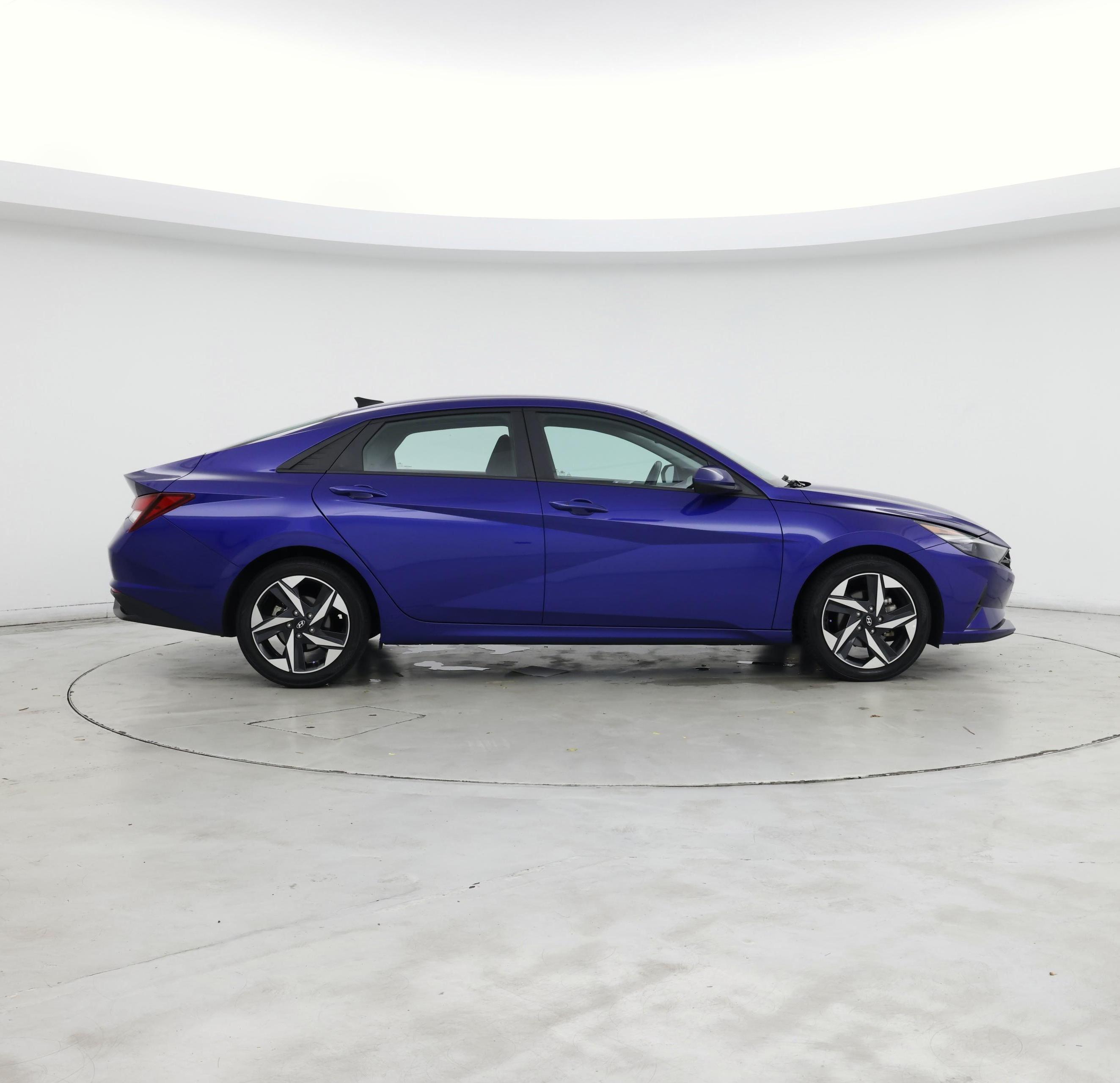 Thumbnail: 2023 Hyundai Elantra - 7