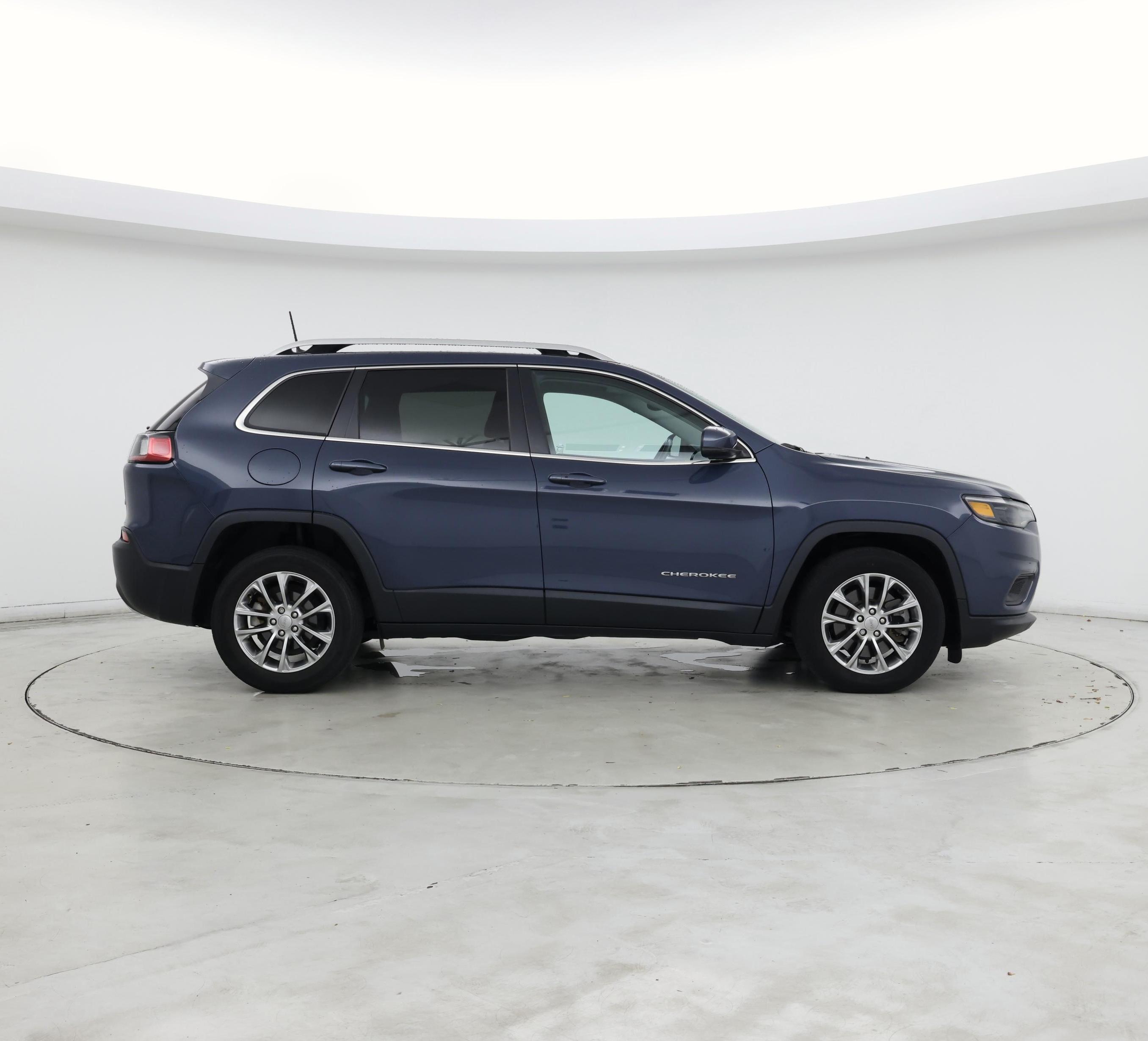 Thumbnail: 2021 Jeep Cherokee - 7