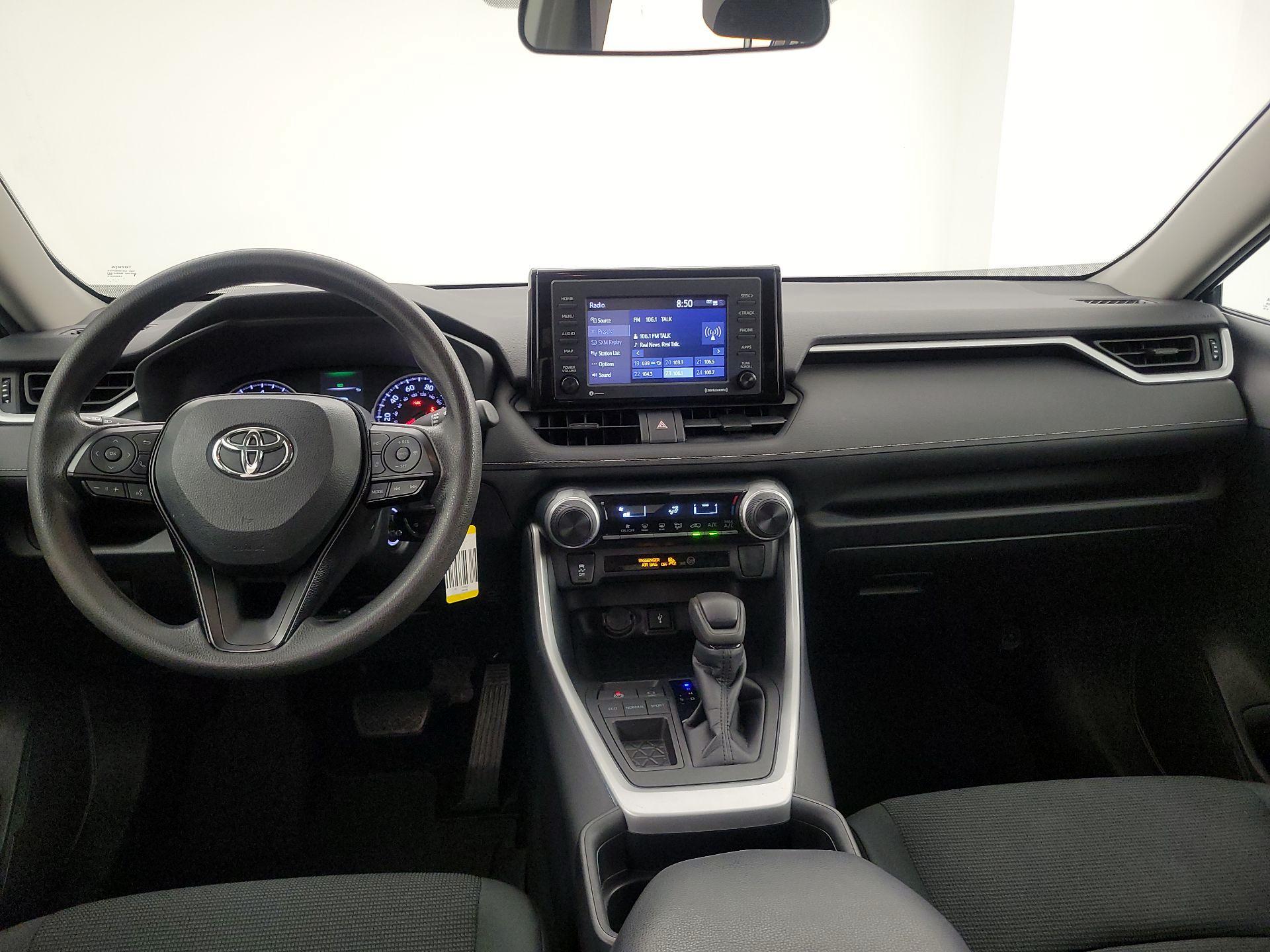 Thumbnail: 2021 Toyota RAV4 - 9