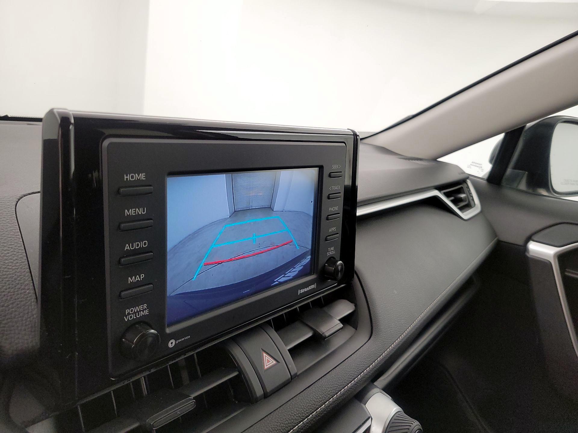 Thumbnail: 2021 Toyota RAV4 - 14
