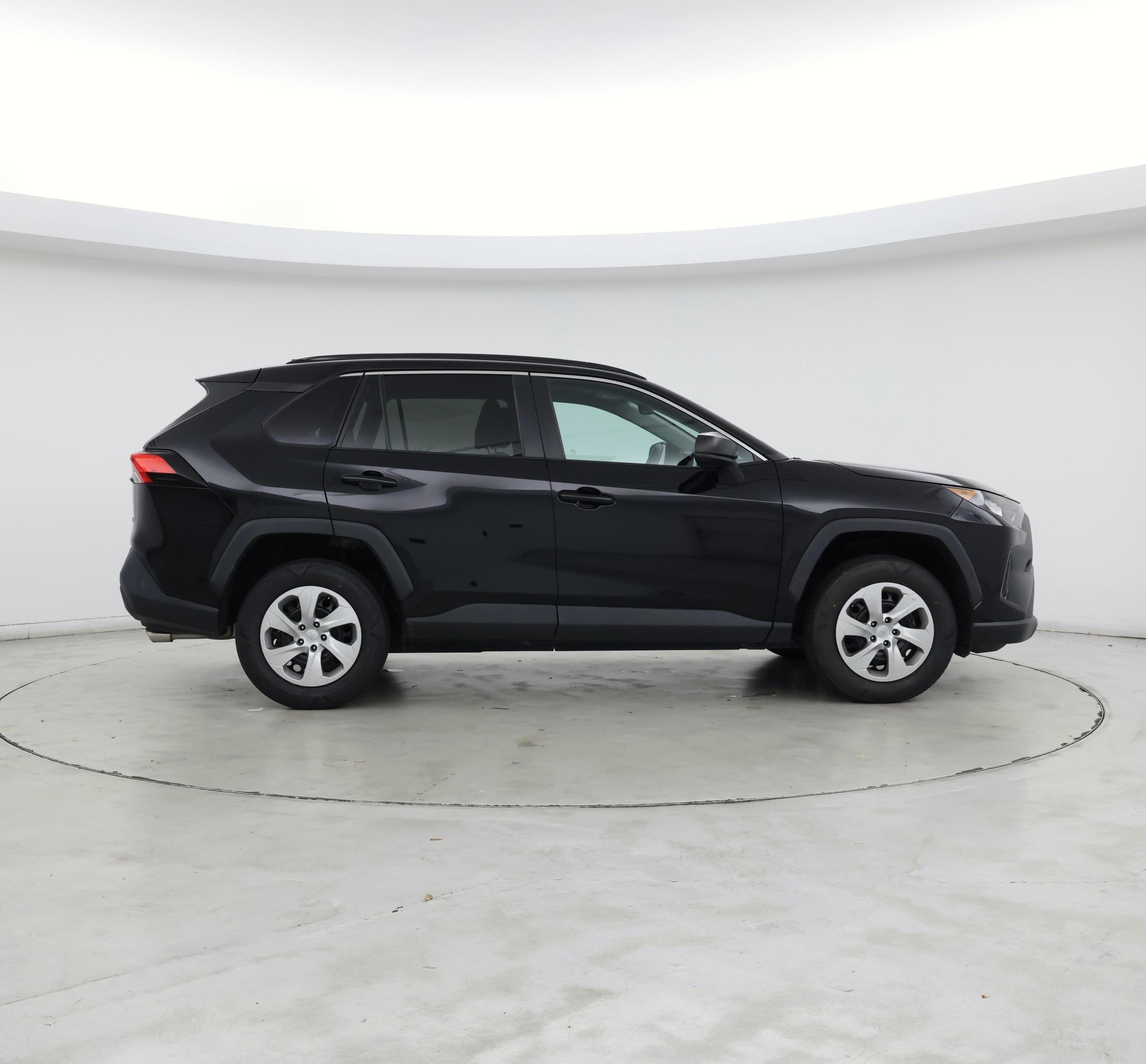 Thumbnail: 2021 Toyota RAV4 - 7