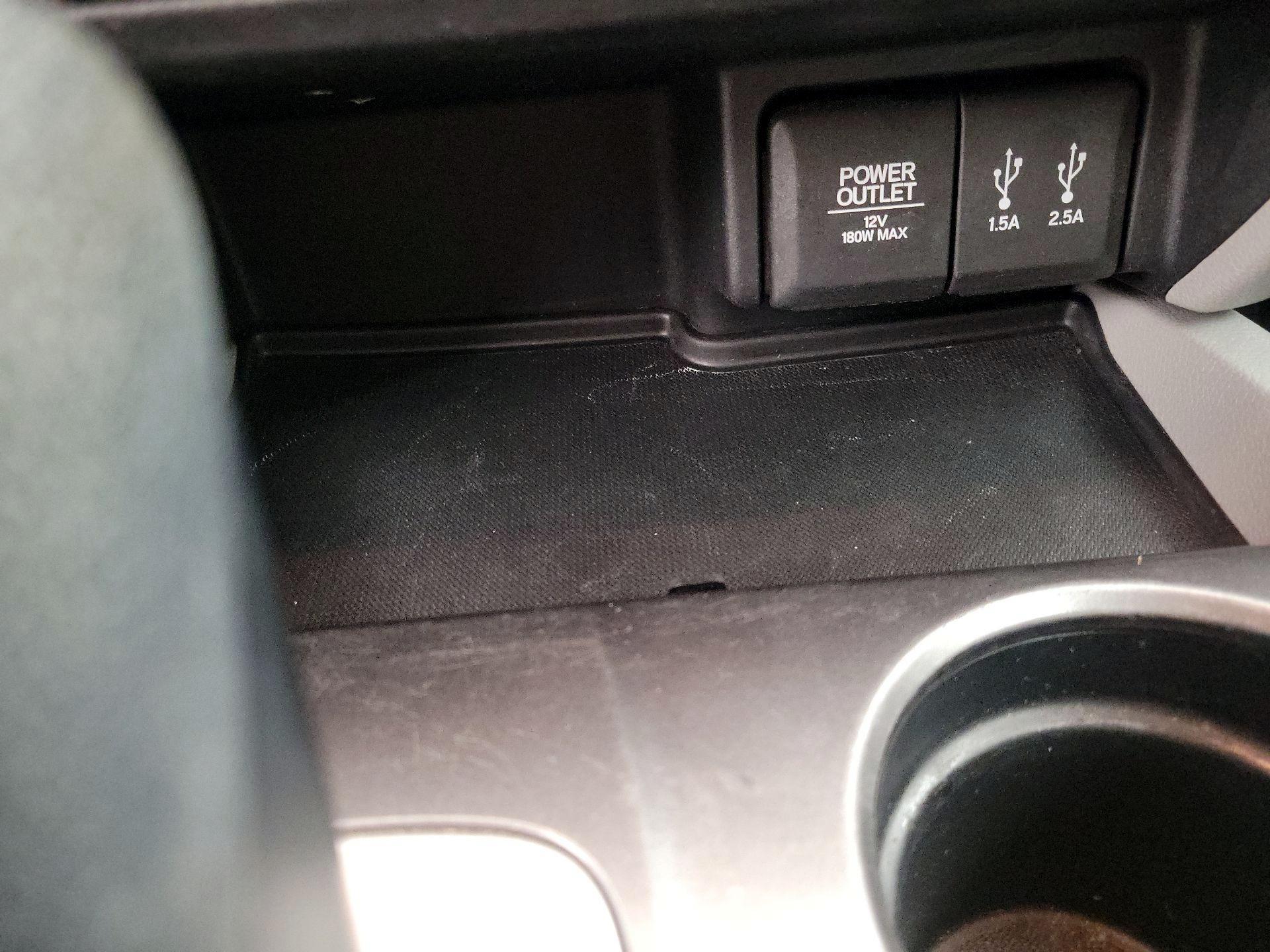 Thumbnail: 2016 Honda Pilot - 18