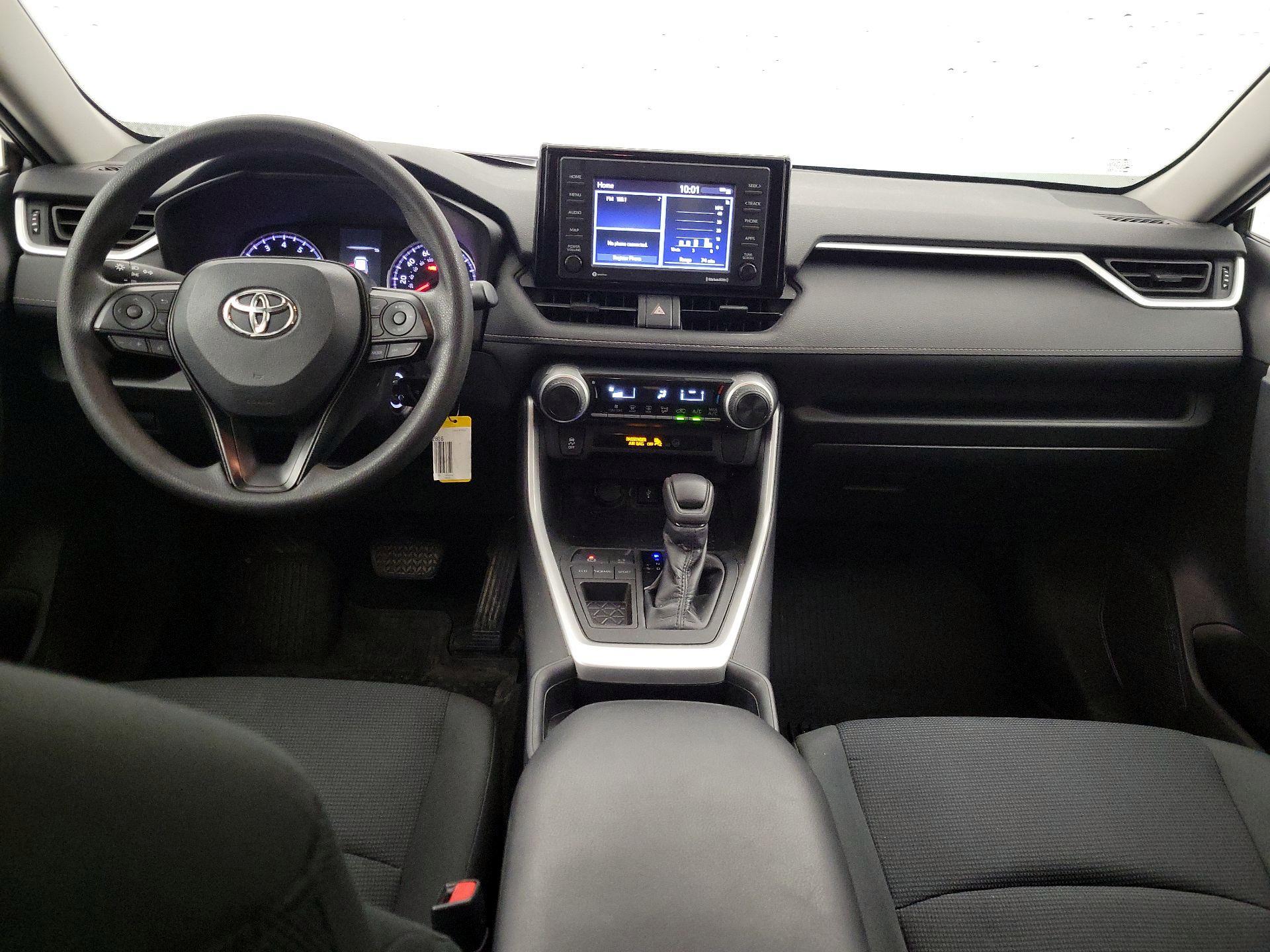 Thumbnail: 2020 Toyota RAV4 - 9