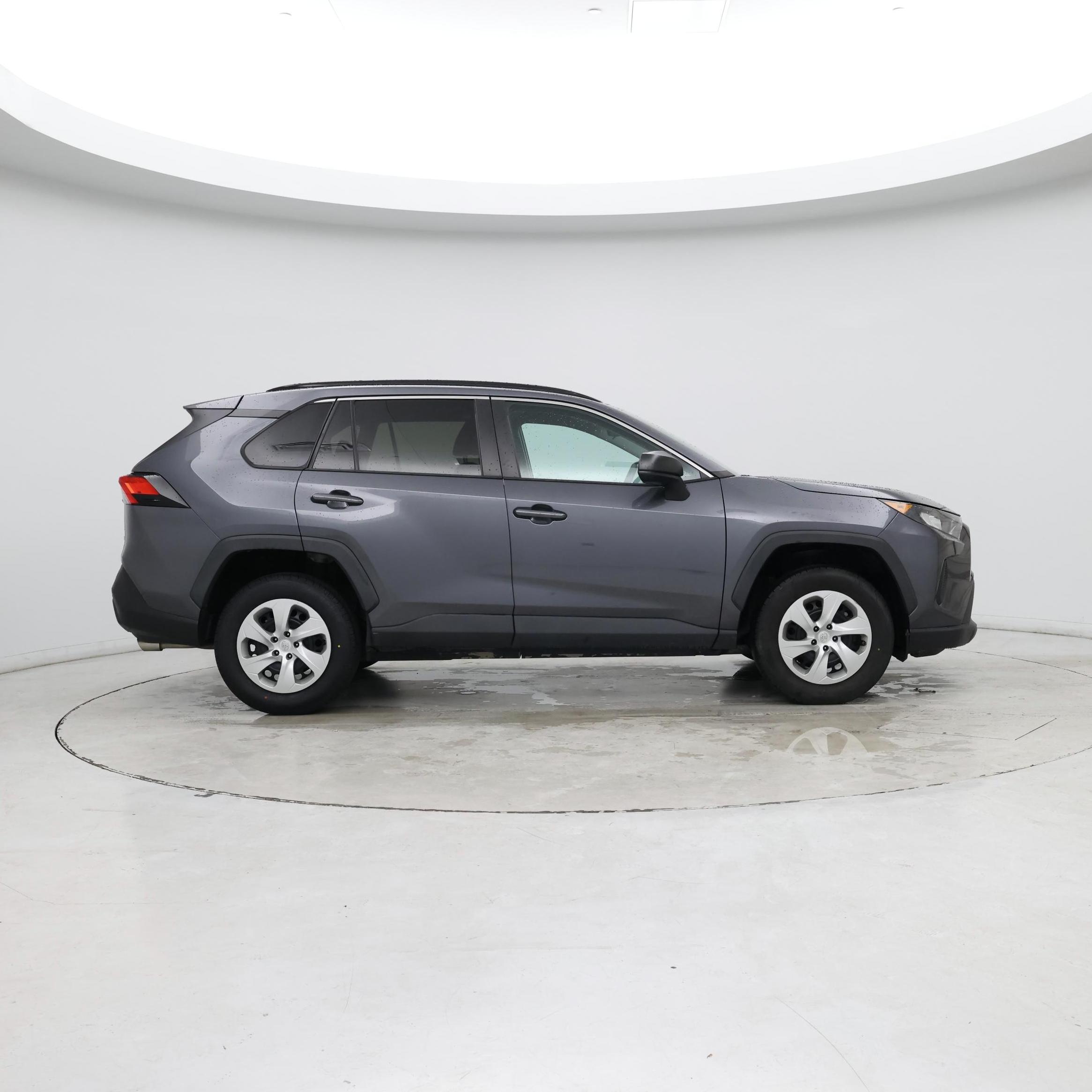 Thumbnail: 2020 Toyota RAV4 - 7