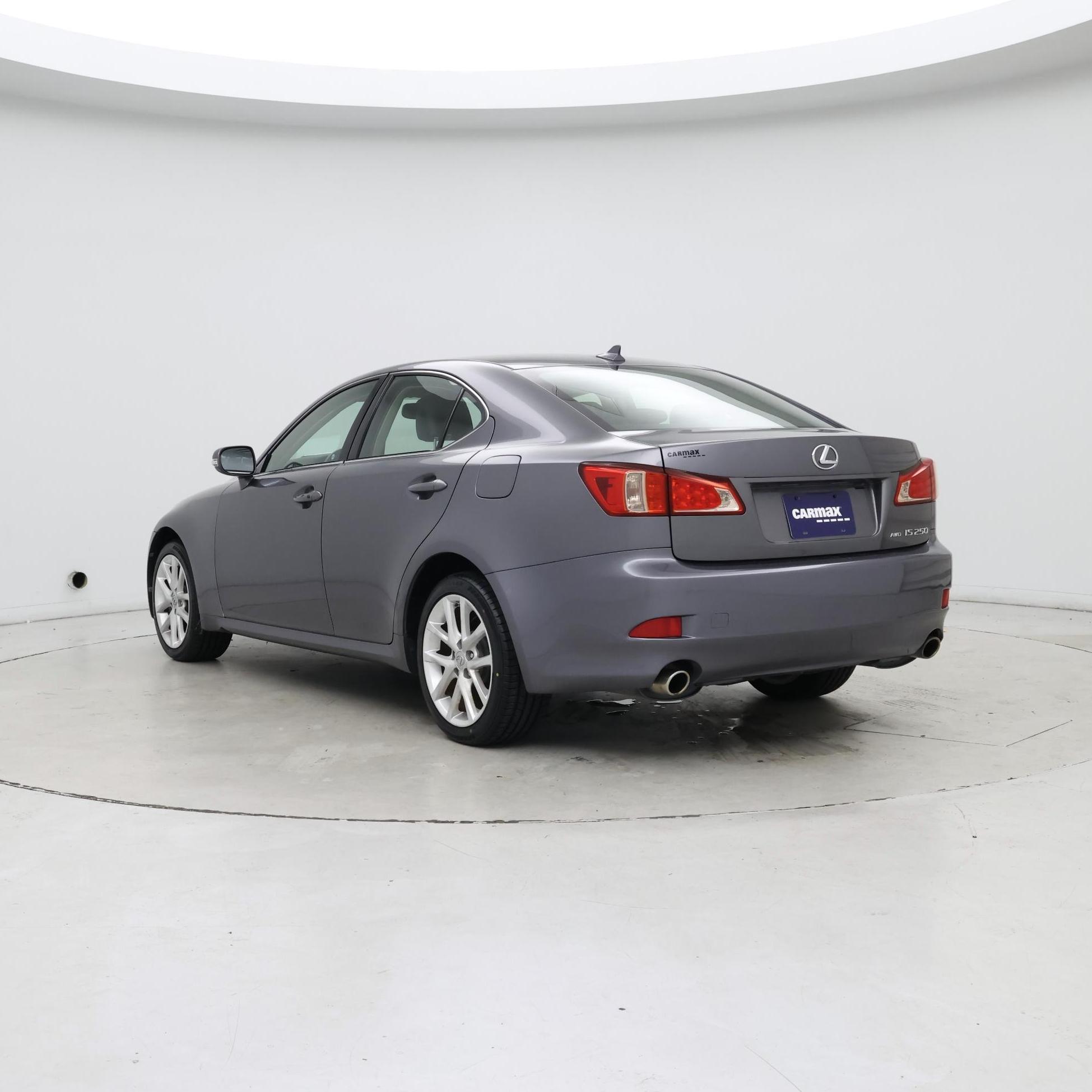 Thumbnail: 2013 Lexus IS - 2