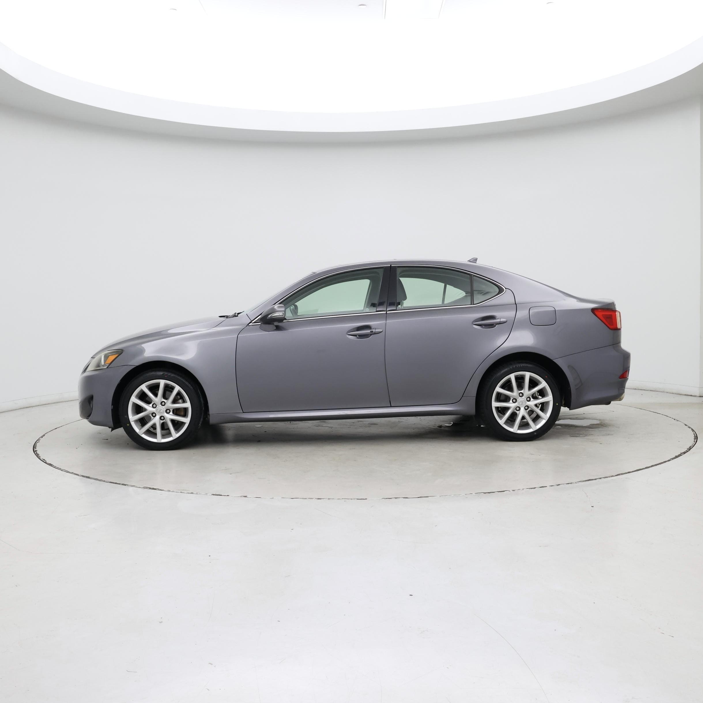 Thumbnail: 2013 Lexus IS - 3