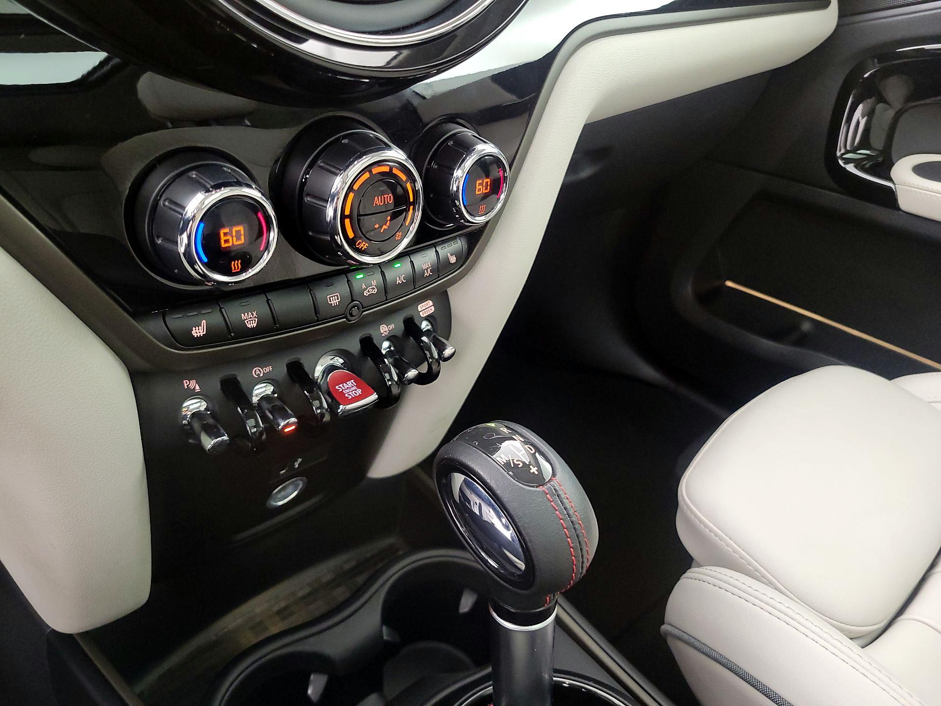 Thumbnail: 2019 MINI Cooper Countryman - 17