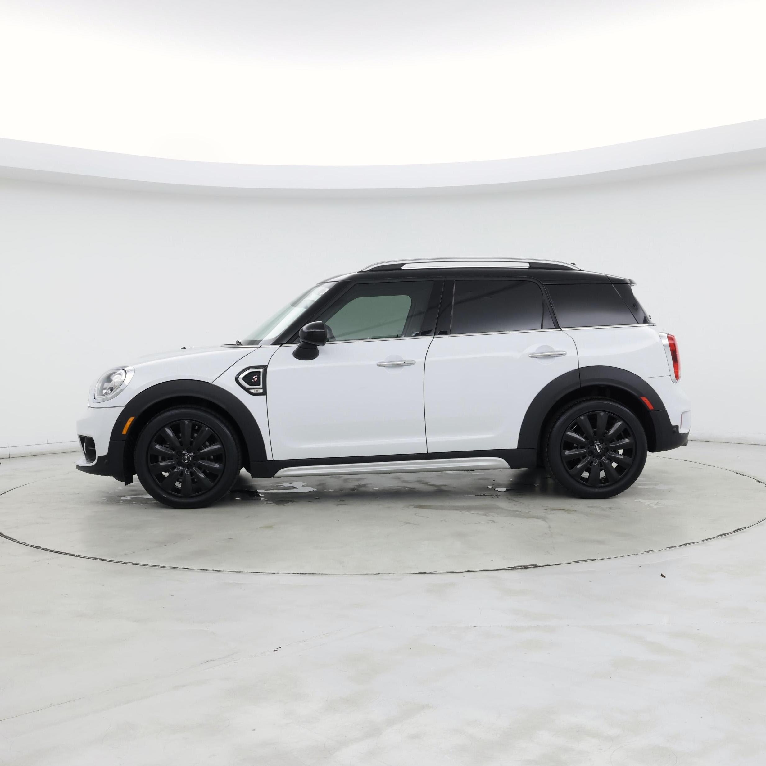 Thumbnail: 2019 MINI Cooper Countryman - 3