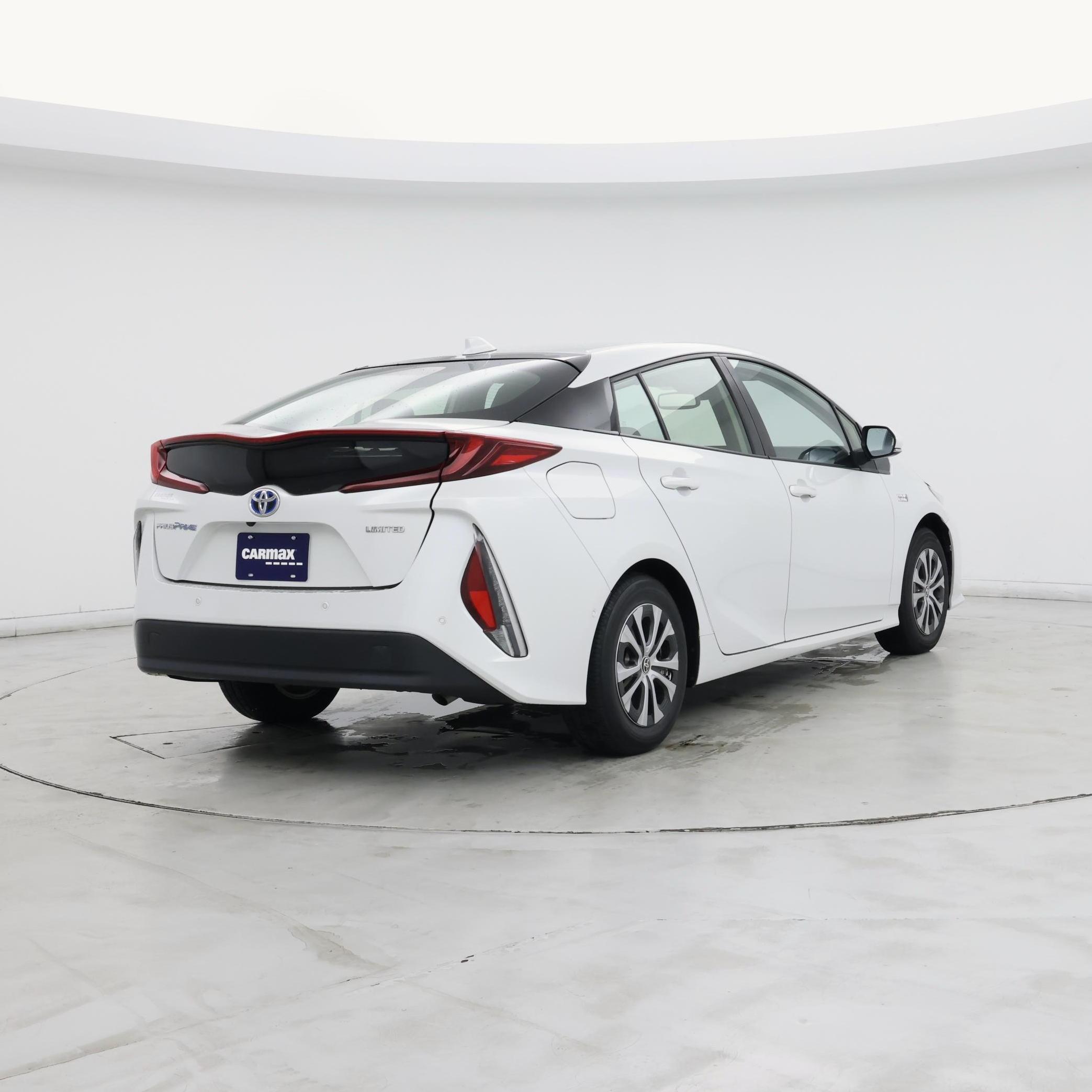 Thumbnail: 2021 Toyota Prius Prime - 8
