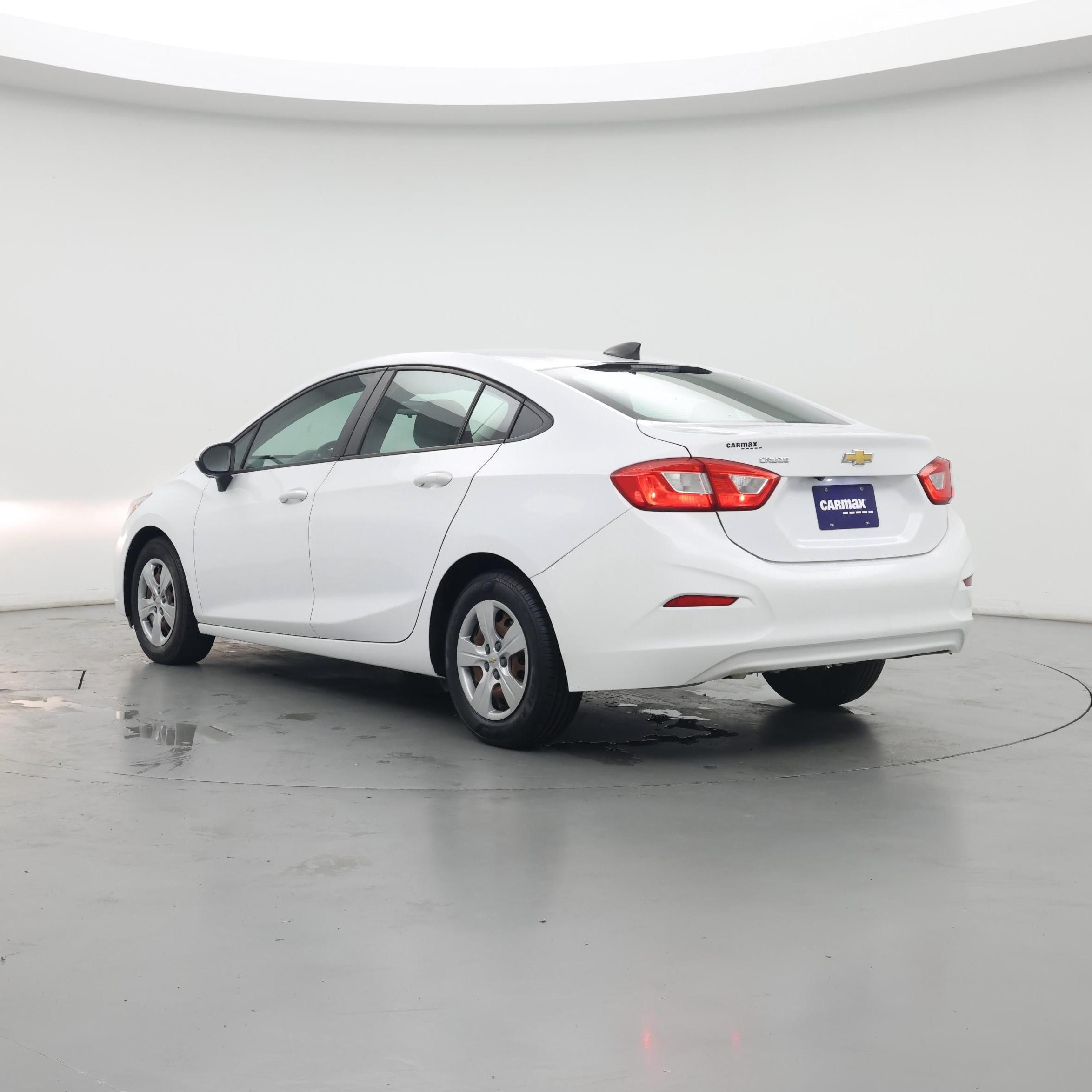 Thumbnail: 2016 Chevrolet Cruze - 2