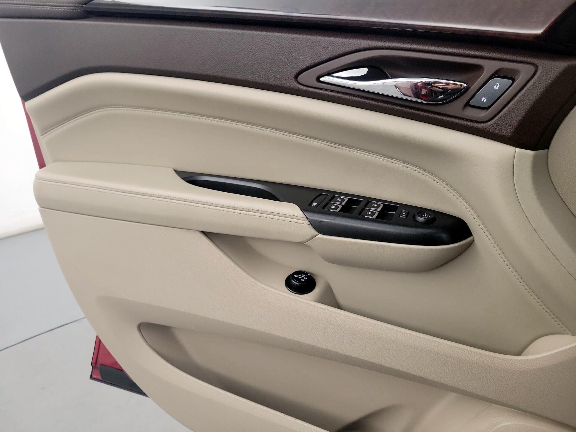 Thumbnail: 2014 Cadillac SRX - 12