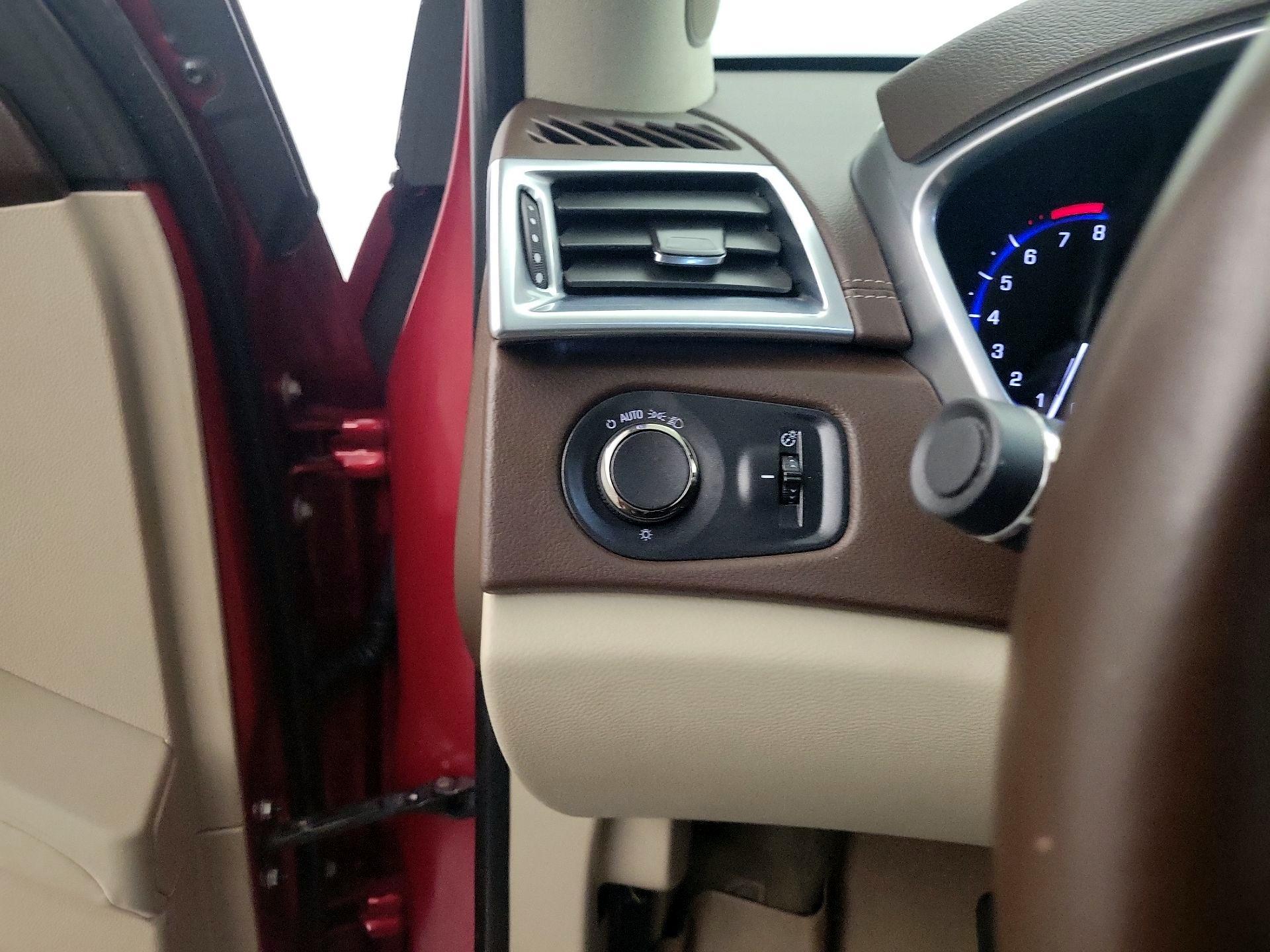 Thumbnail: 2014 Cadillac SRX - 13
