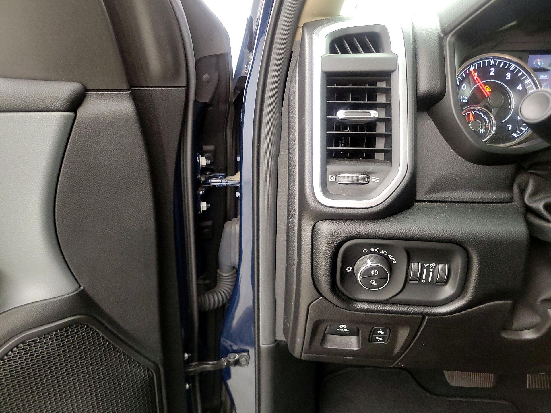 Thumbnail: 2019 RAM 1500 - 13