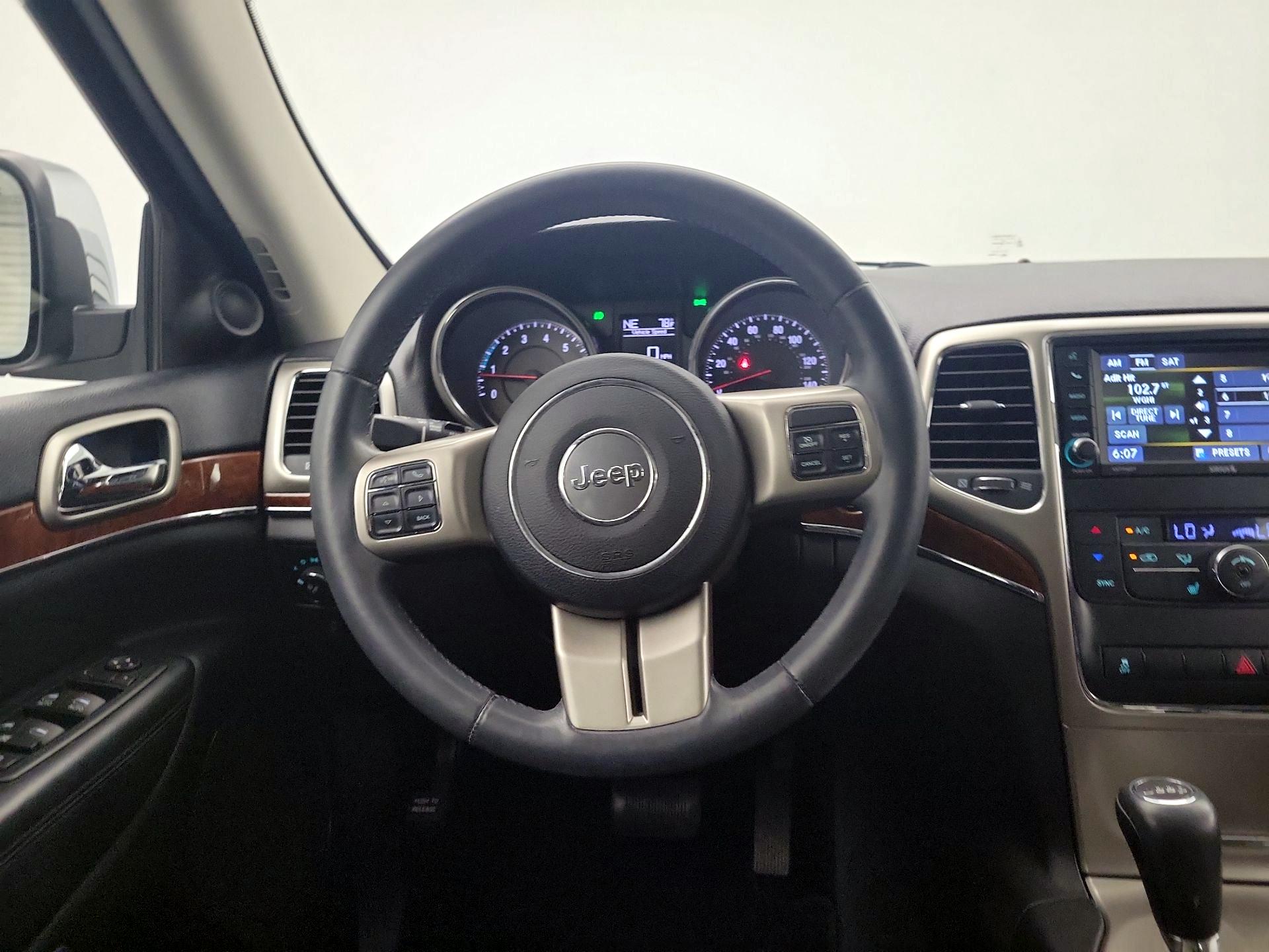 Thumbnail: 2013 Jeep Grand Cherokee - 10
