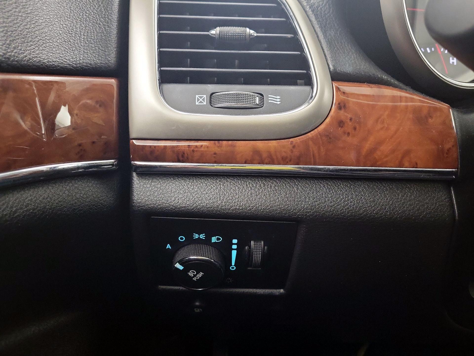 Thumbnail: 2013 Jeep Grand Cherokee - 13