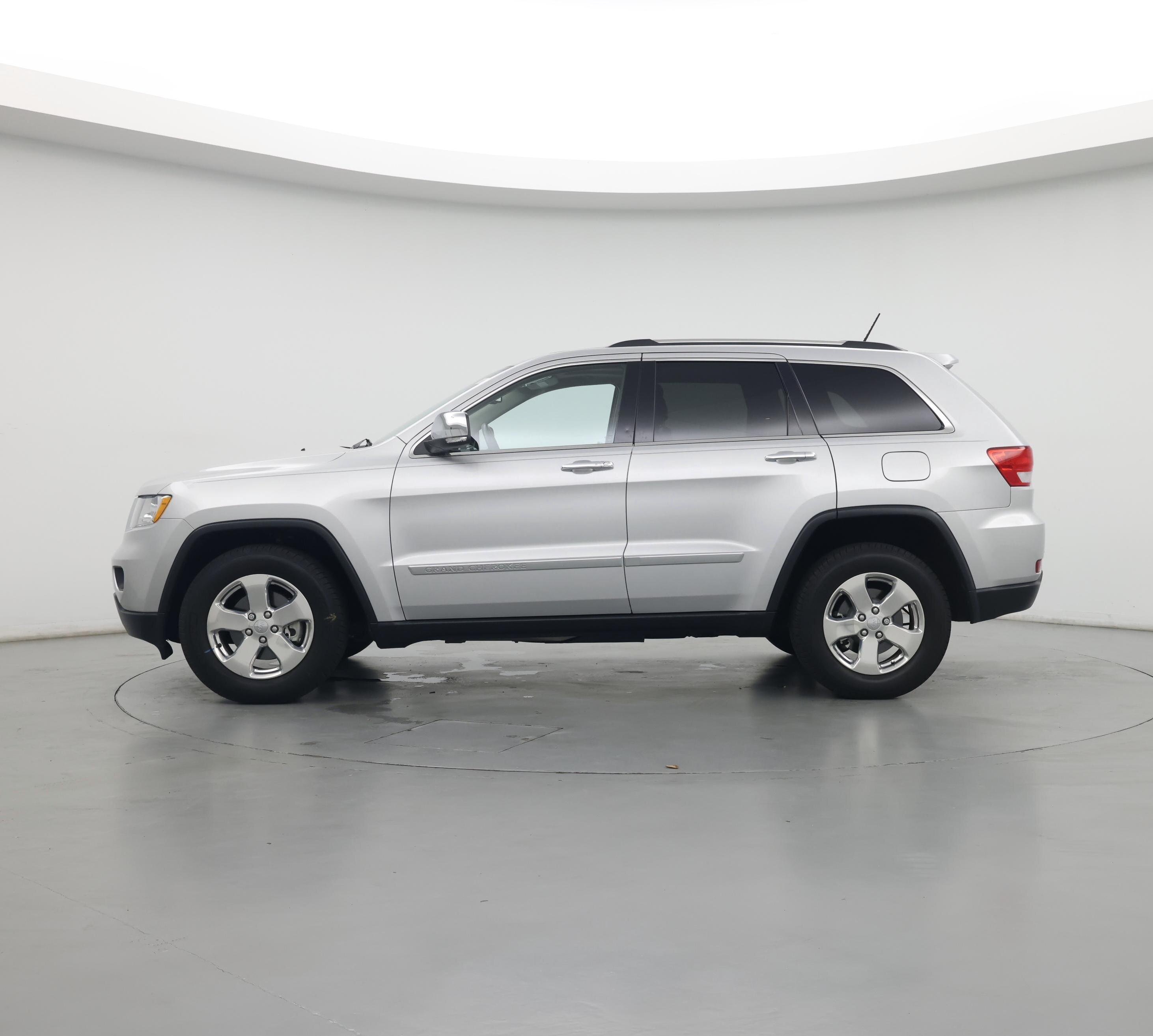 Thumbnail: 2013 Jeep Grand Cherokee - 3