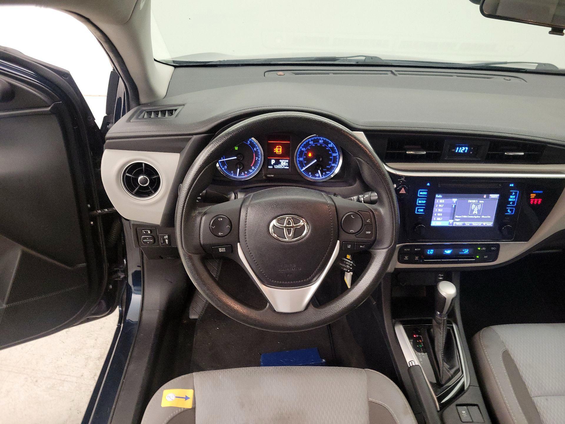 Thumbnail: 2018 Toyota Corolla - 10