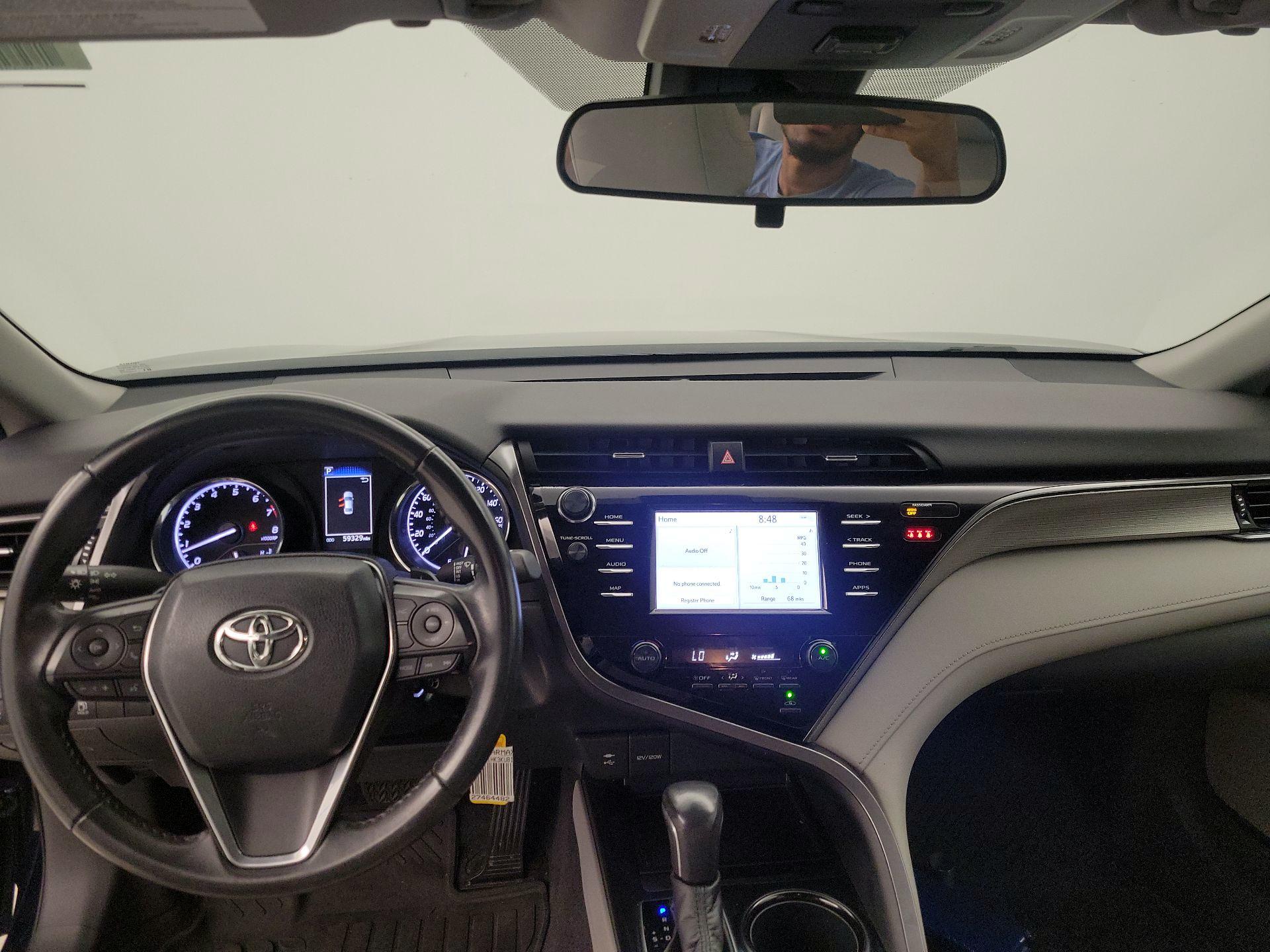 Thumbnail: 2019 Toyota Camry - 9