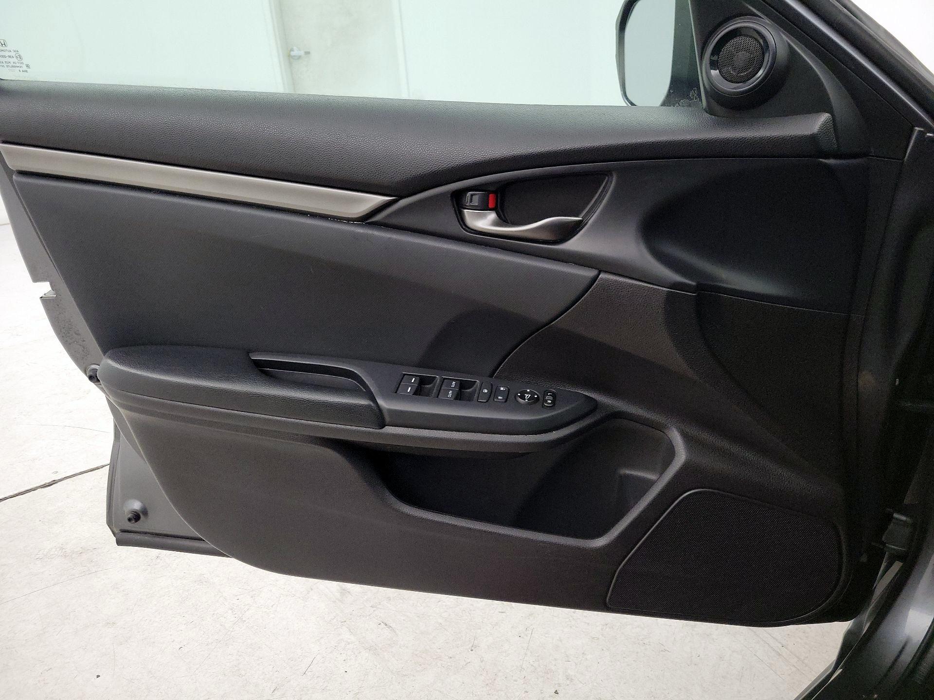 Thumbnail: 2020 Honda Civic - 12
