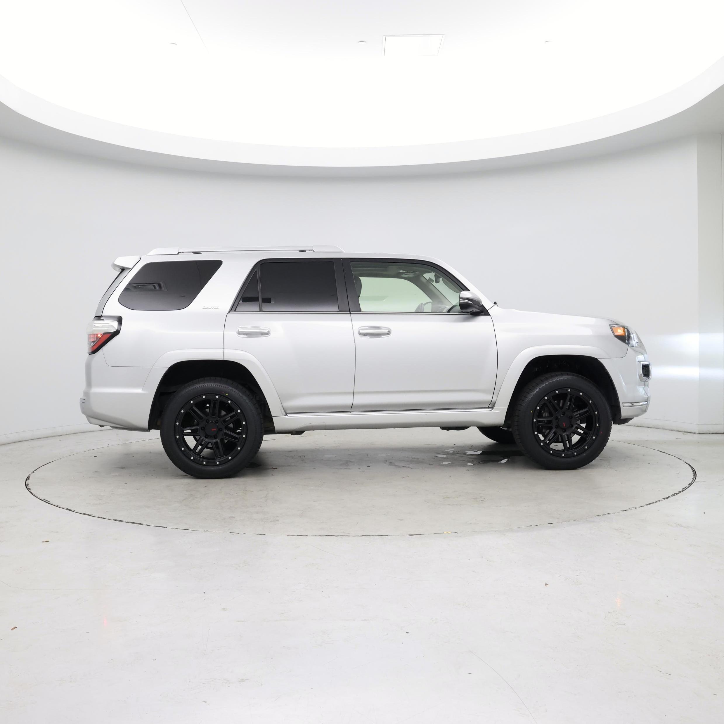 Thumbnail: 2021 Toyota 4Runner - 7